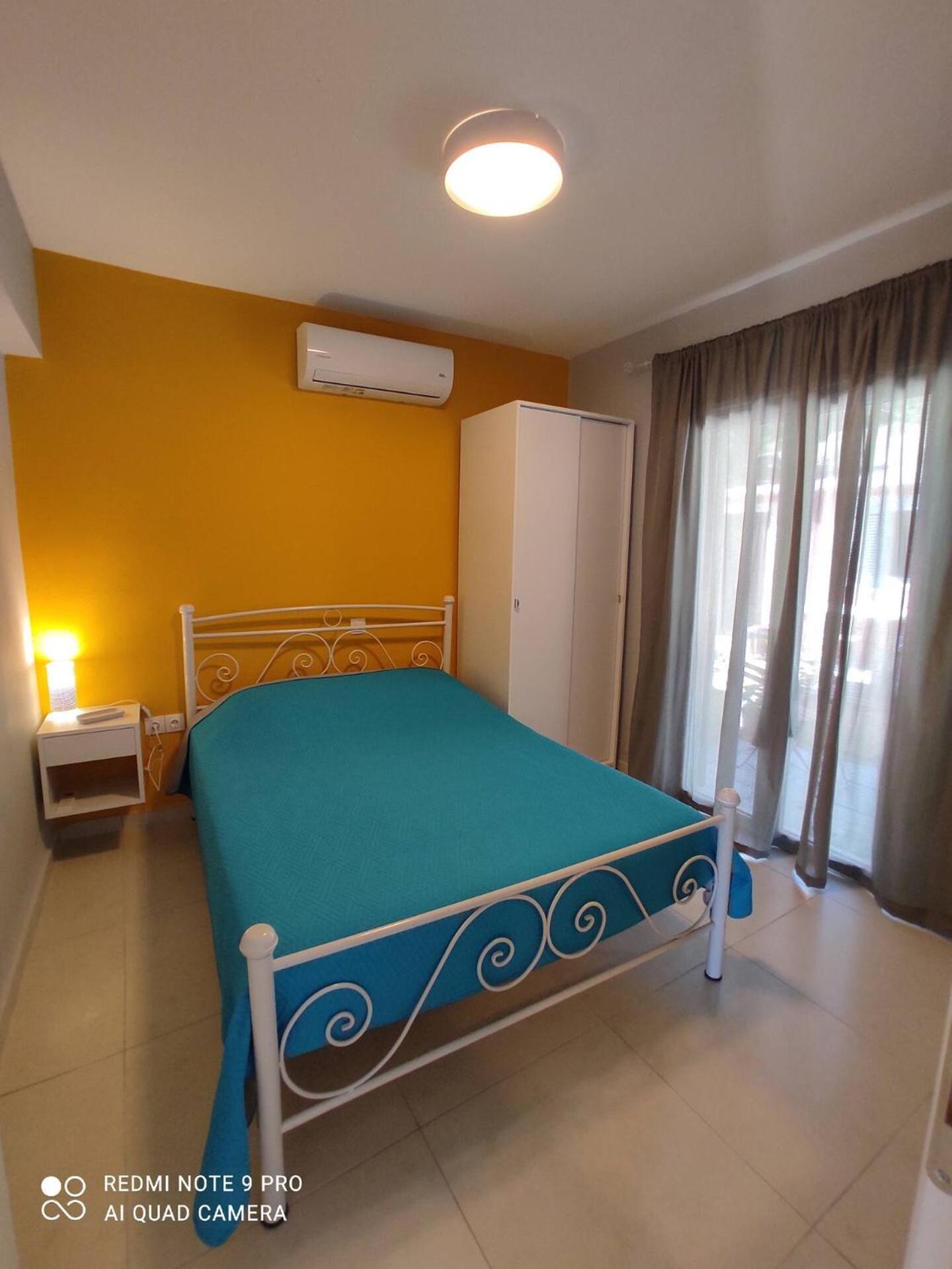 Blue & , - Corfu 1&2-3&4 Dassia (Corfu)