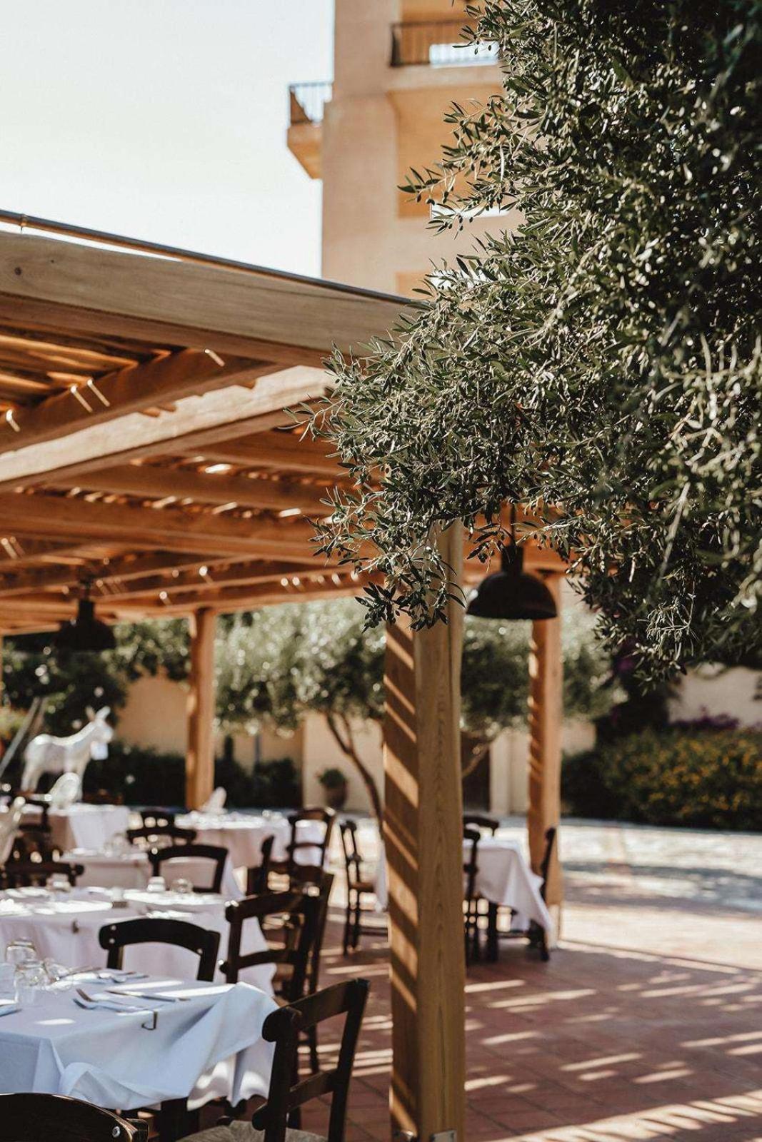 Candia Park Village Hotel 4*