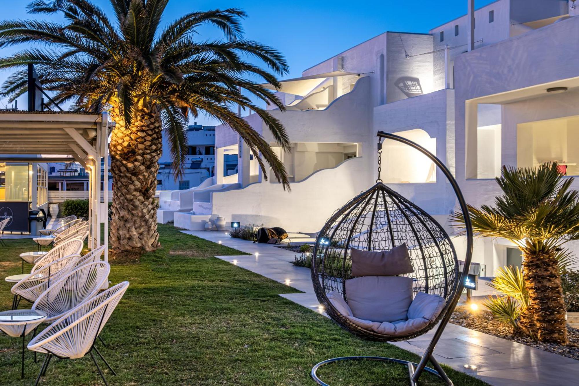 Liana & Hotel 4*