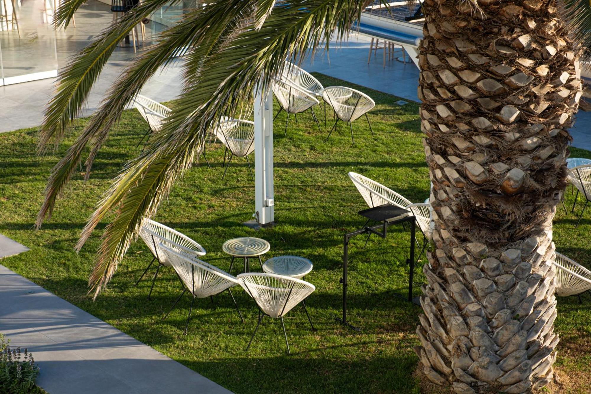 Hotel Liana & 4*