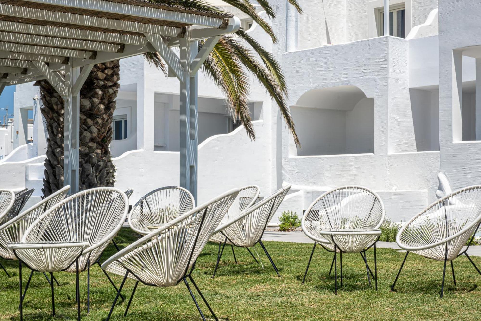 Liana & Hotel Agios Prokopios (Naxos)
