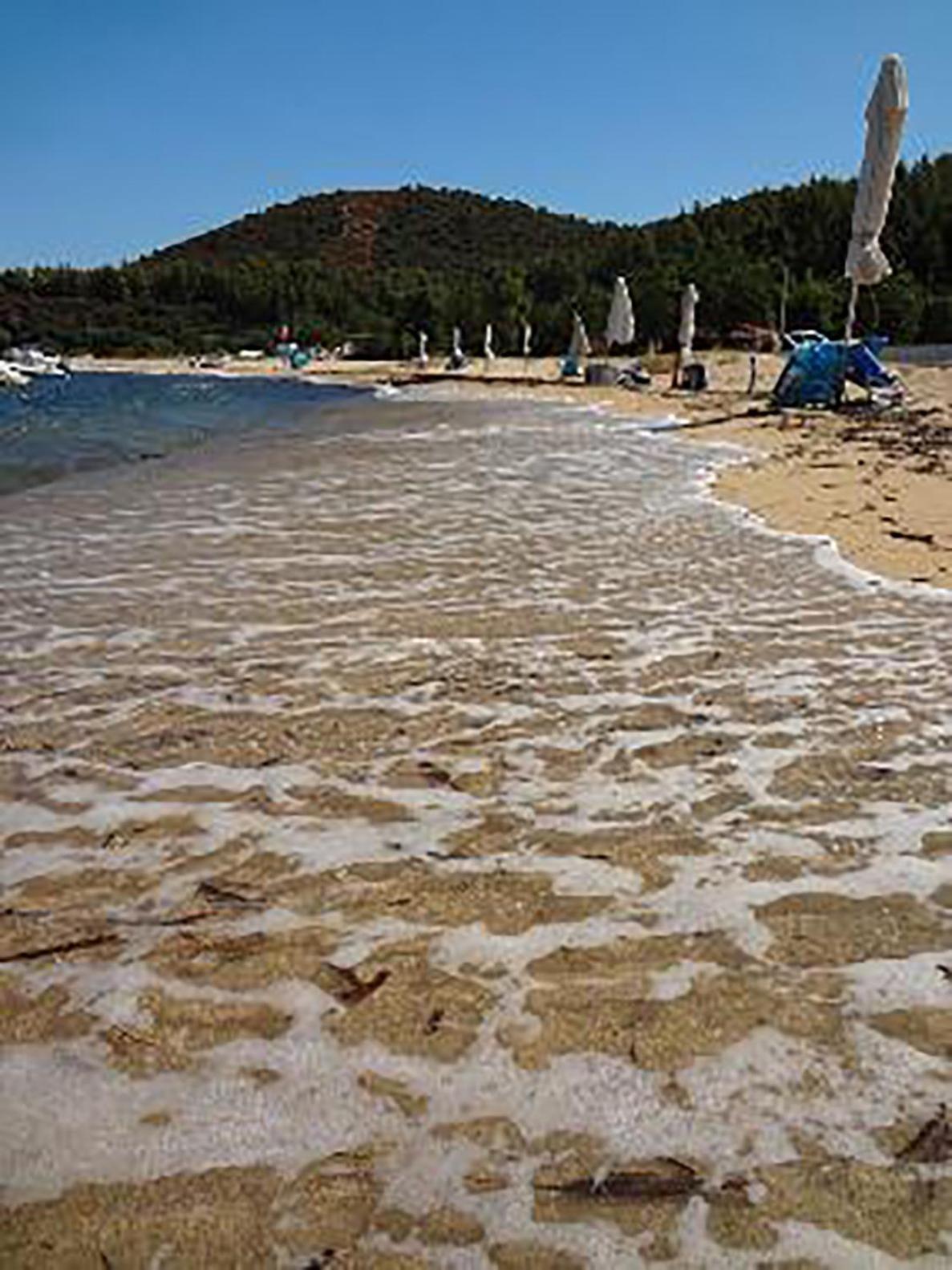 Holiday home Greek White House
