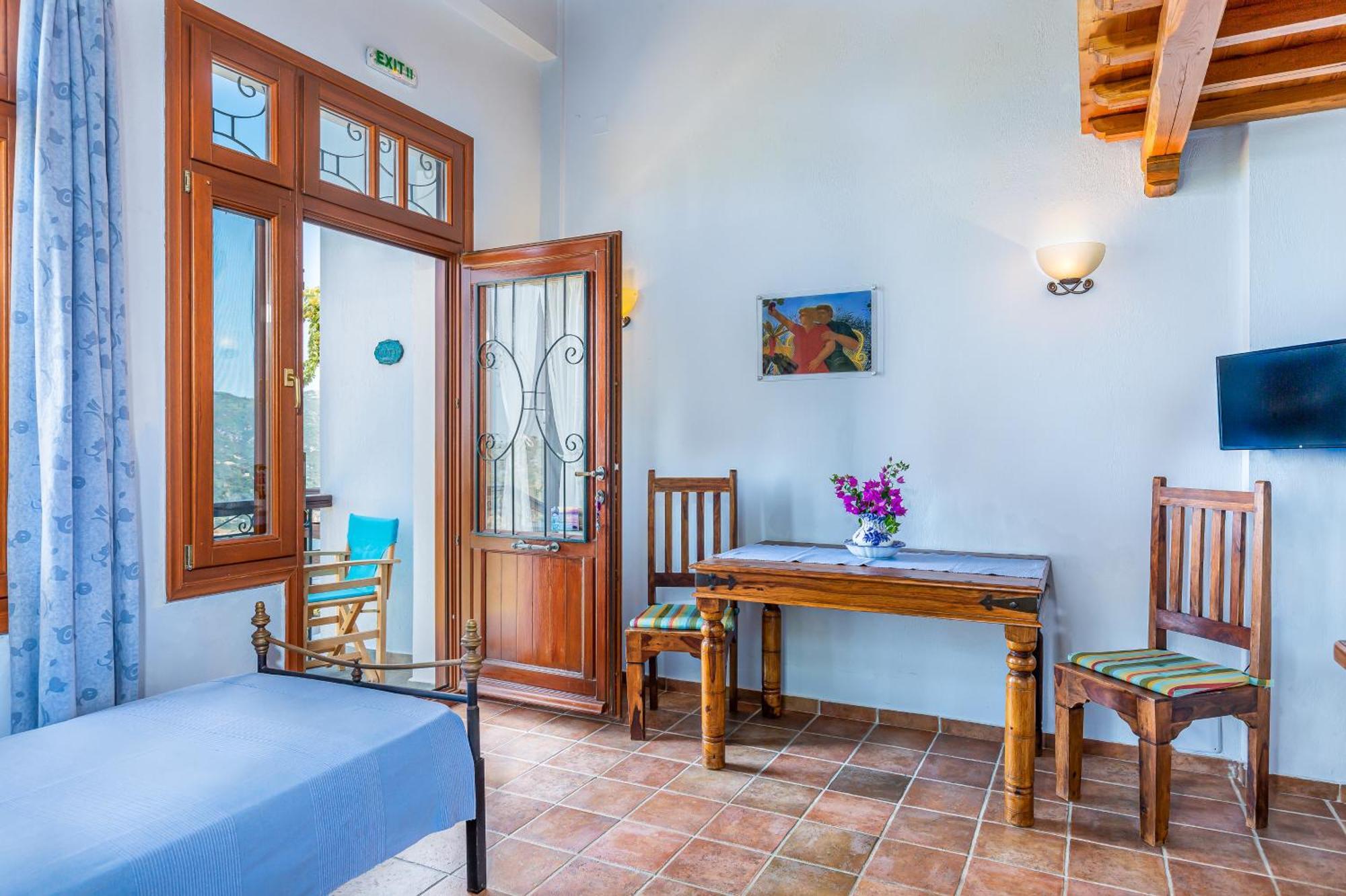 Apartment O Stolios Skopelos Town