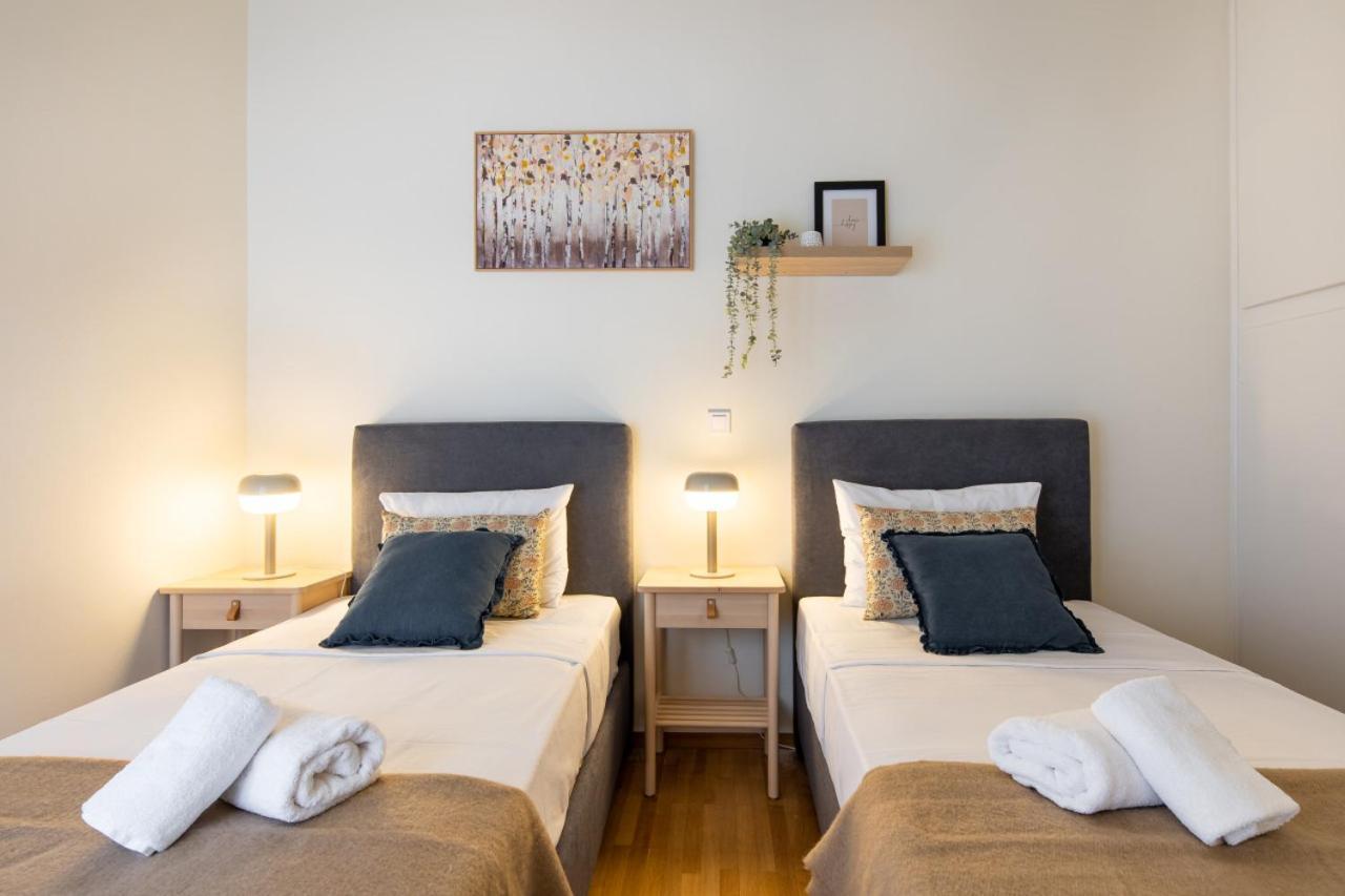 Zephyr 3-bedroom In * Athens