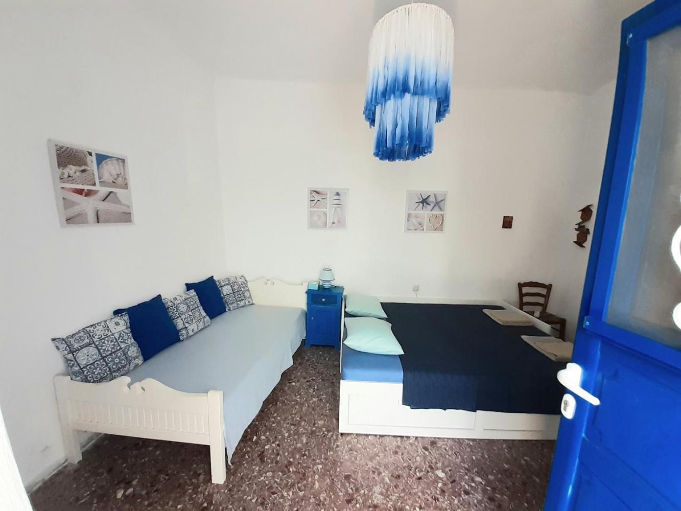 Cycladic House White And Blue In Kato Chora *