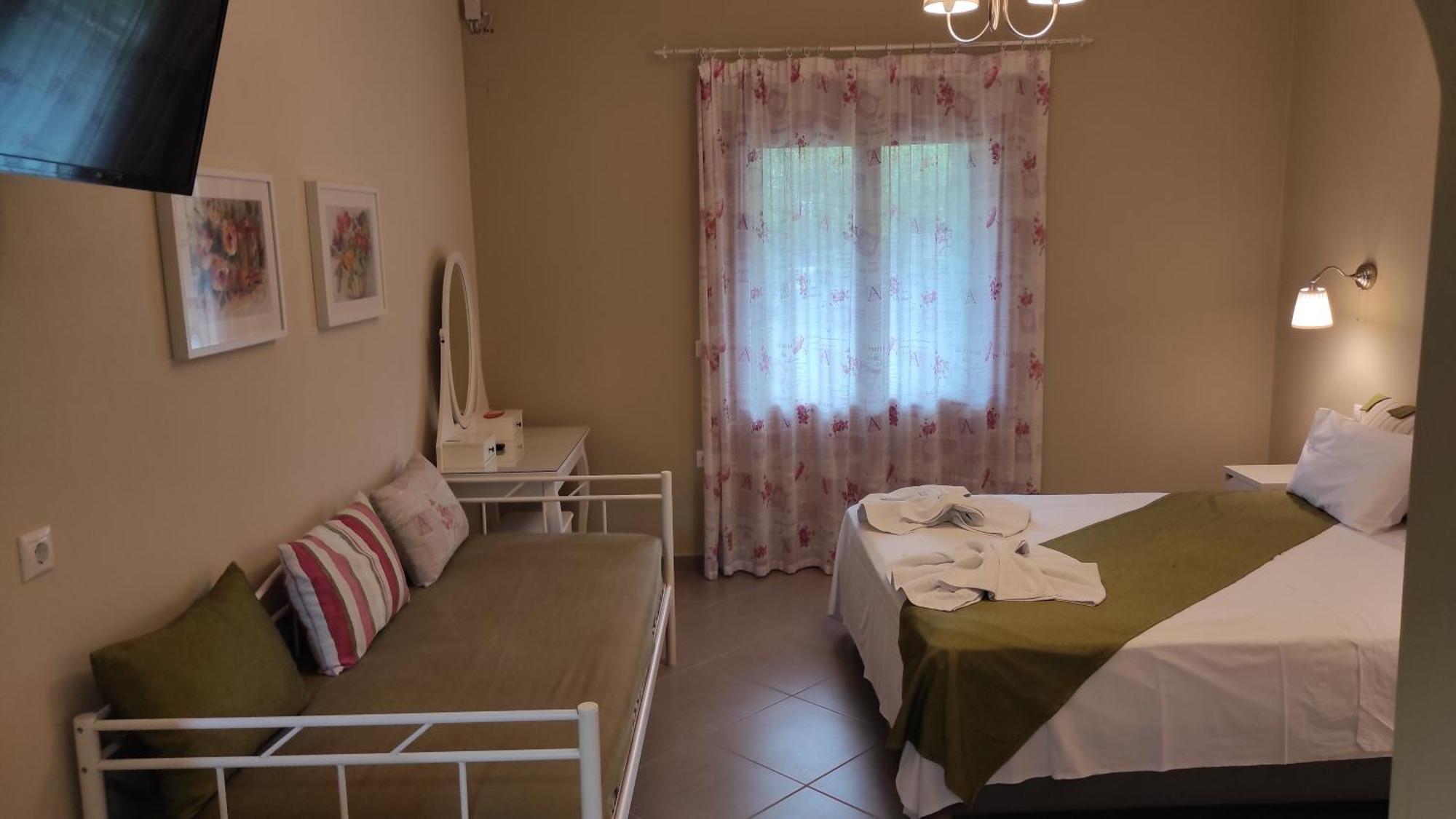Kallisti Seaside Skopelos Apartment Agnontas