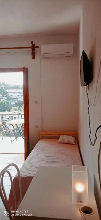 Apartment Kandilari Kokkino Nero