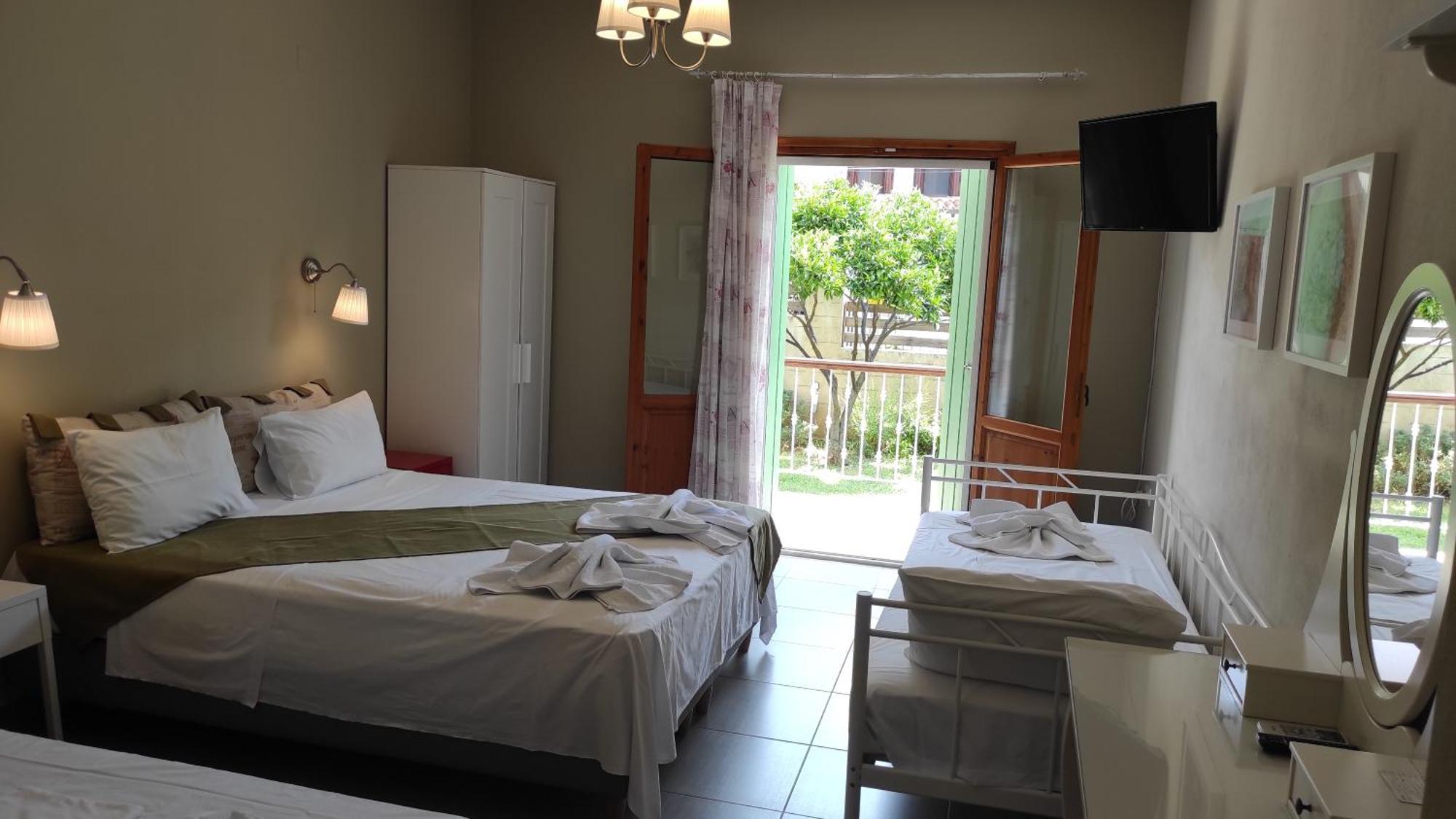 Kallisti Seaside Skopelos Apartment