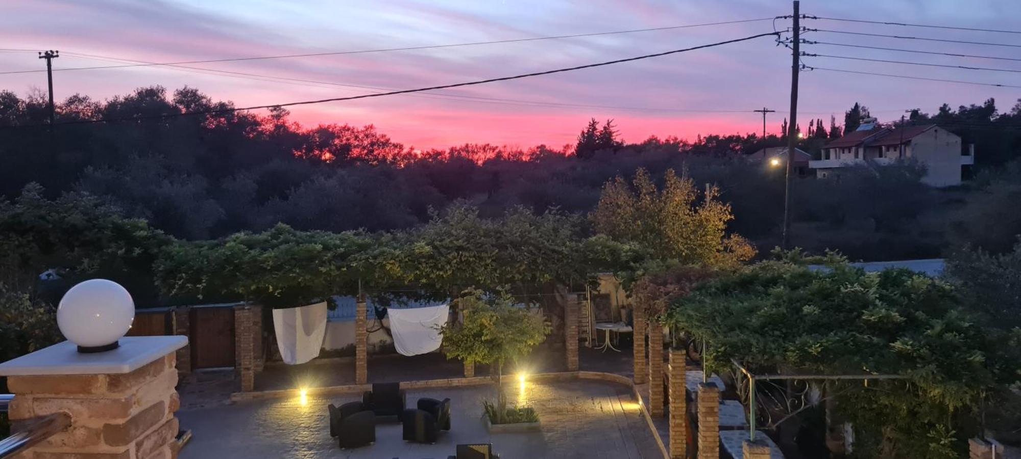 Anemomylos Luxus Suites-boutique & Pool Apartment Lefkimmi (Corfu)