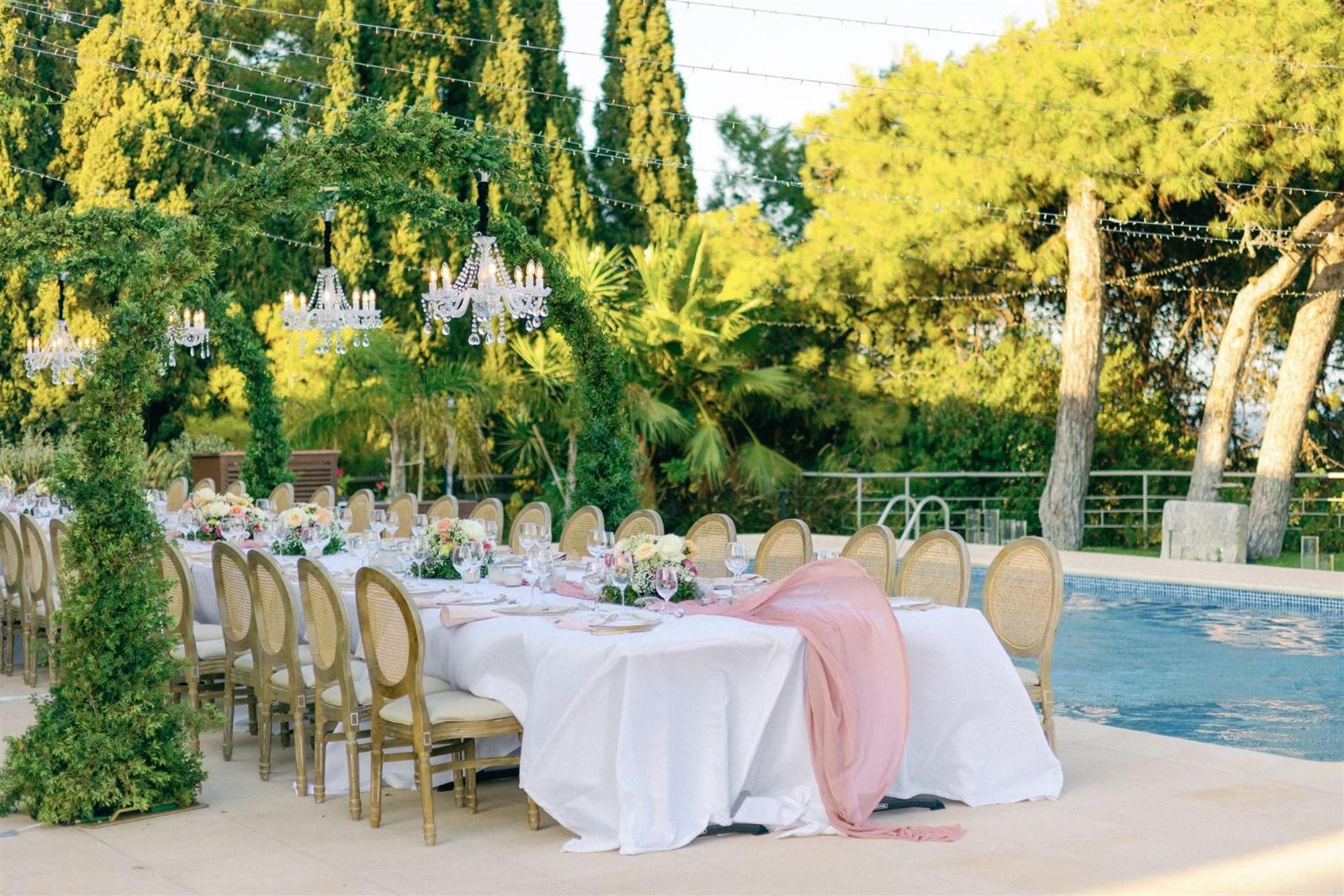 Blu Luxury * Asgourou