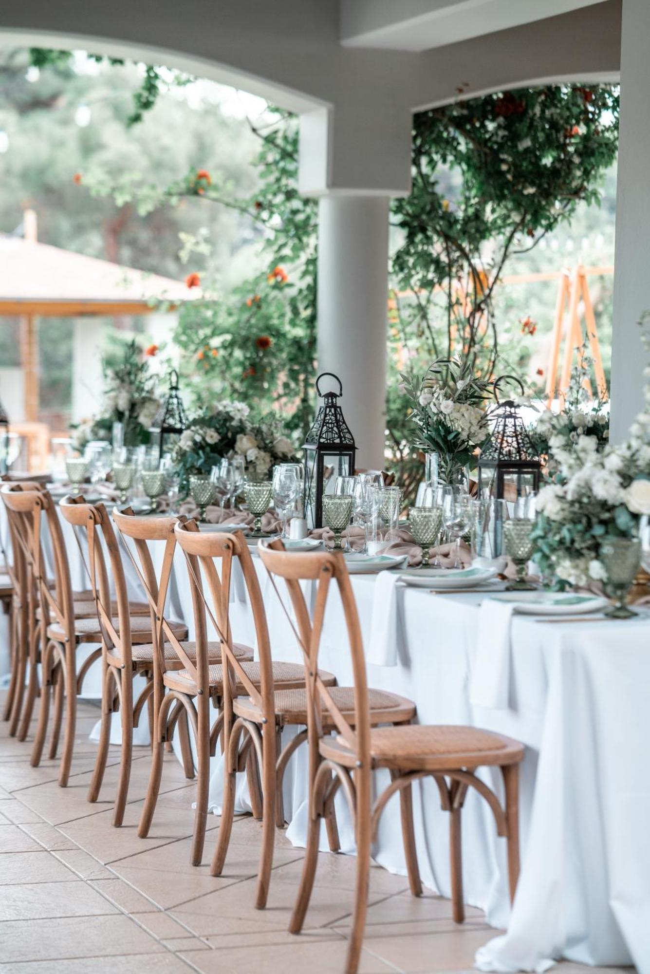 Blu Luxury Asgourou