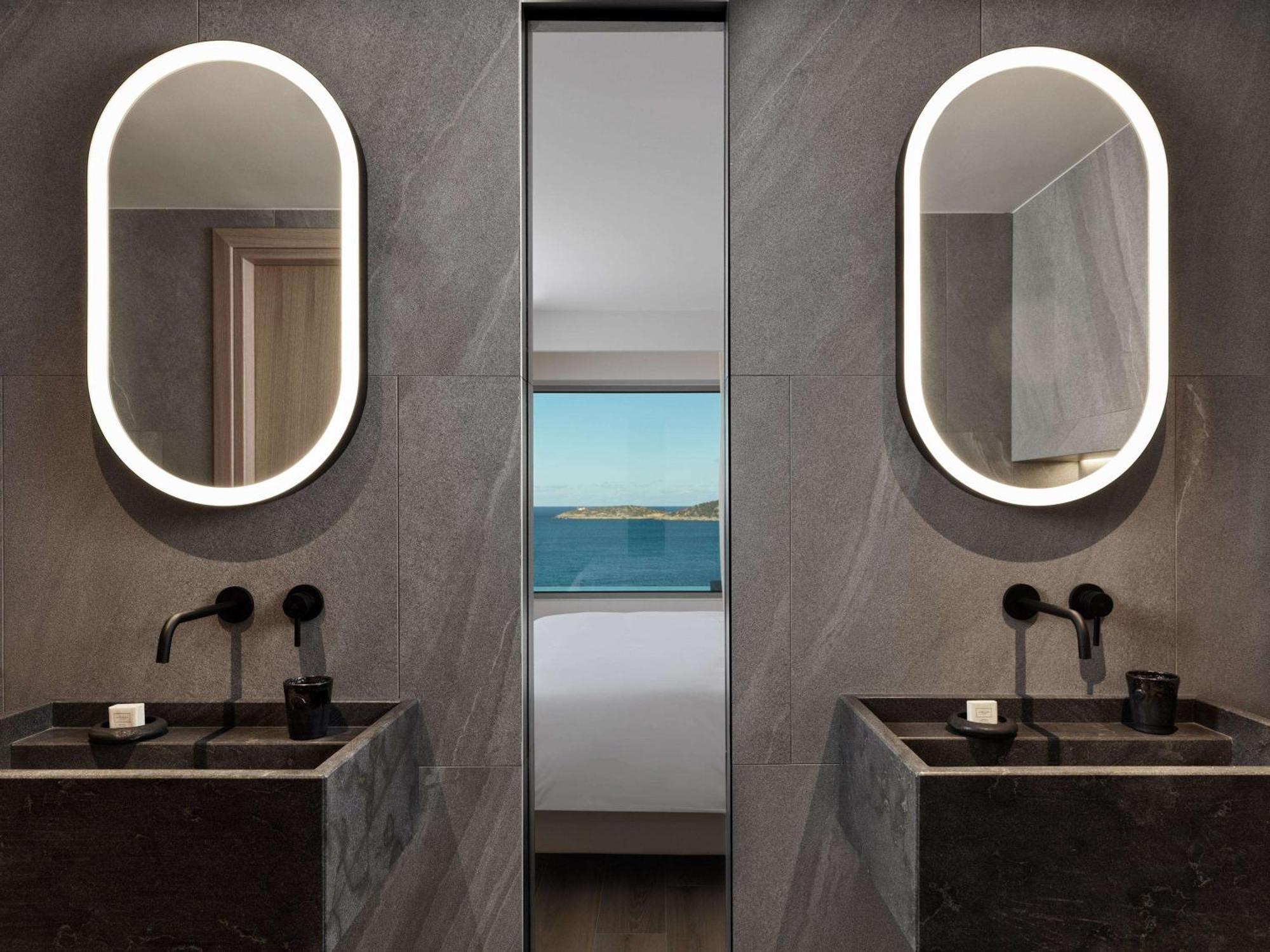 Hotel Niko Seaside Mgallery (adults Only) 5*