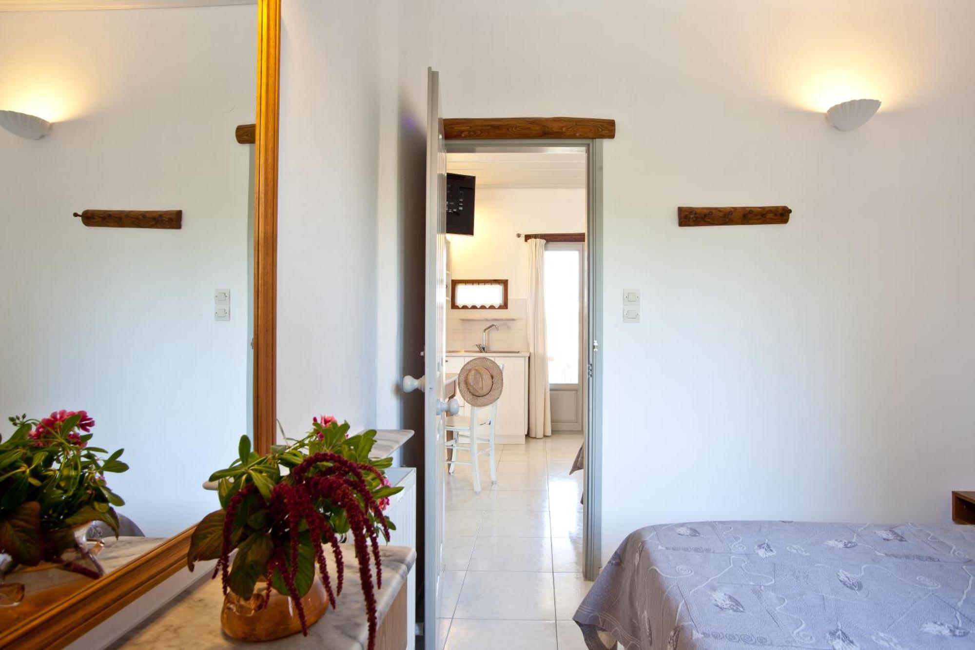 Apartment Paros Apartments *