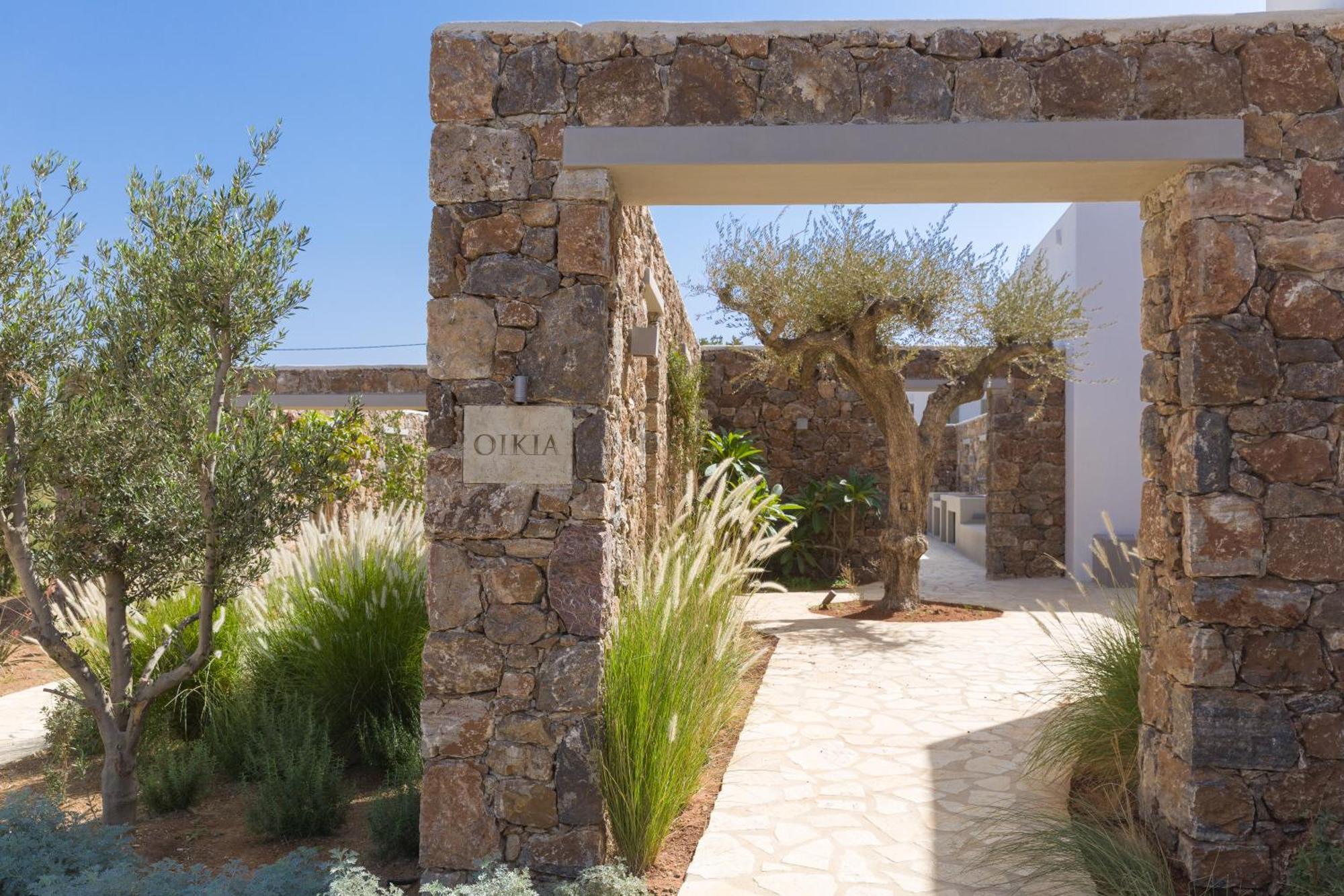 Villa Eleonas Estate - With Partially Private Pools & Professional Tennis Court Parikia (Paros)