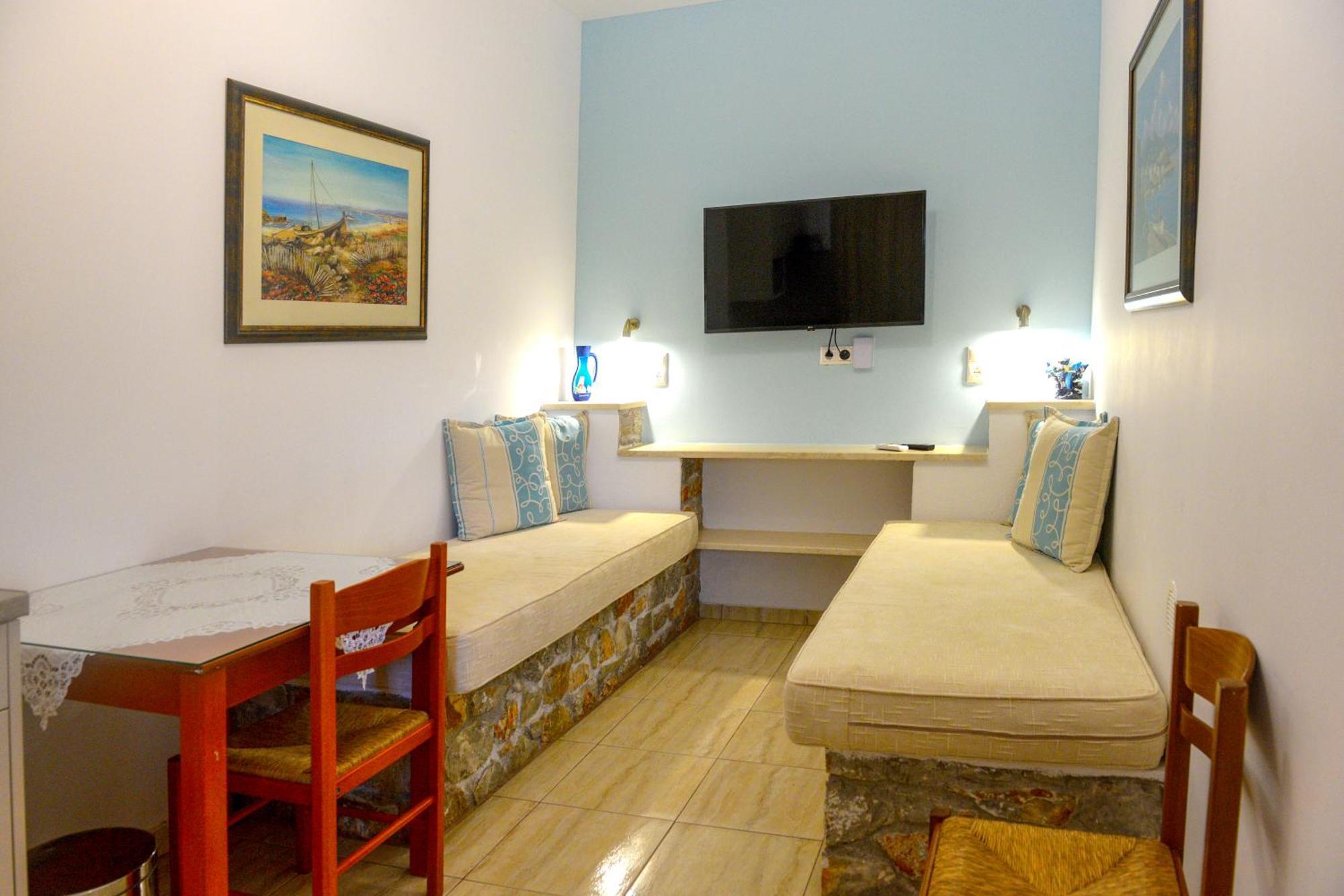Skiathos Island Aparthotel 4*