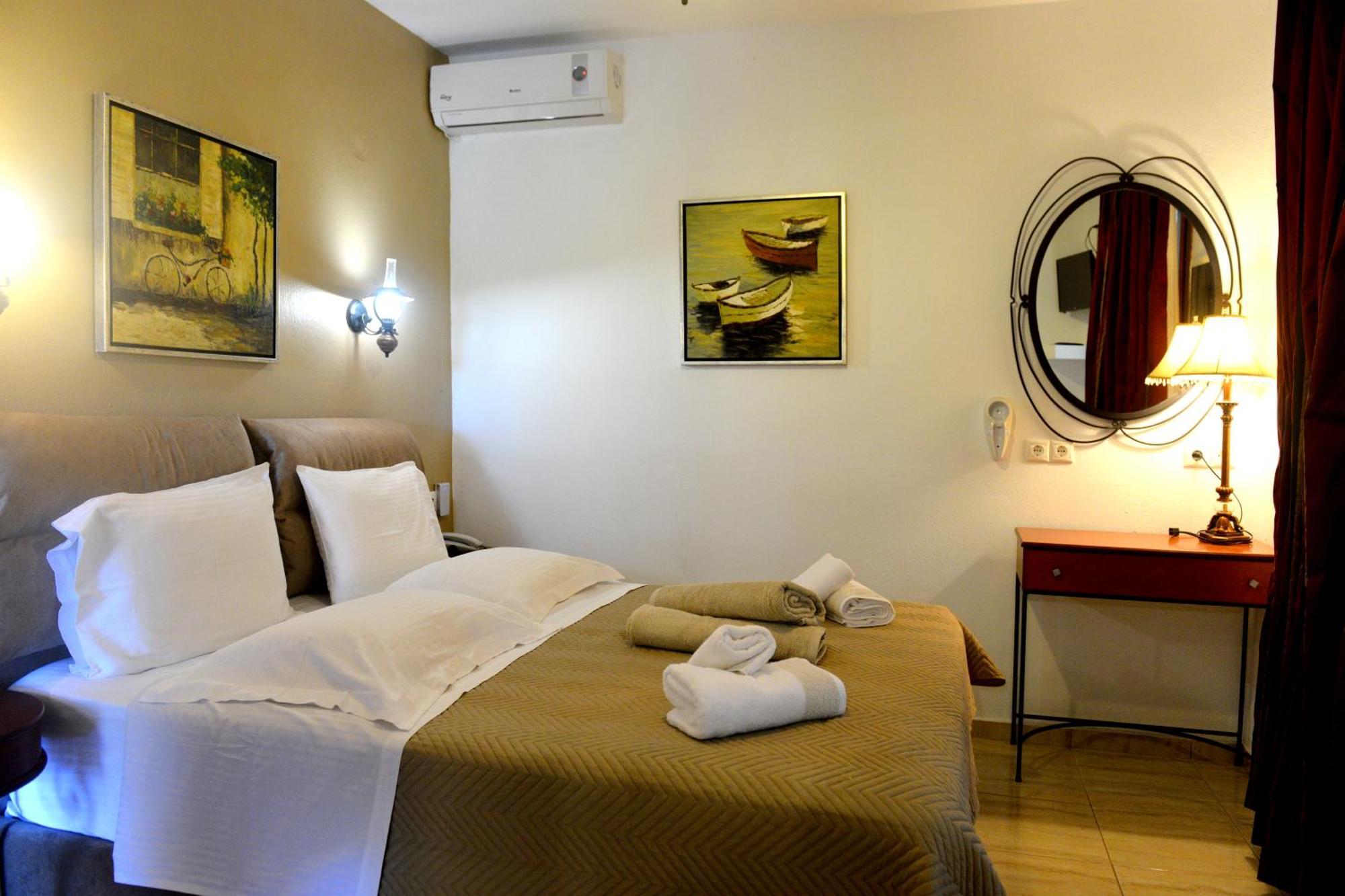Skiathos Island 4*