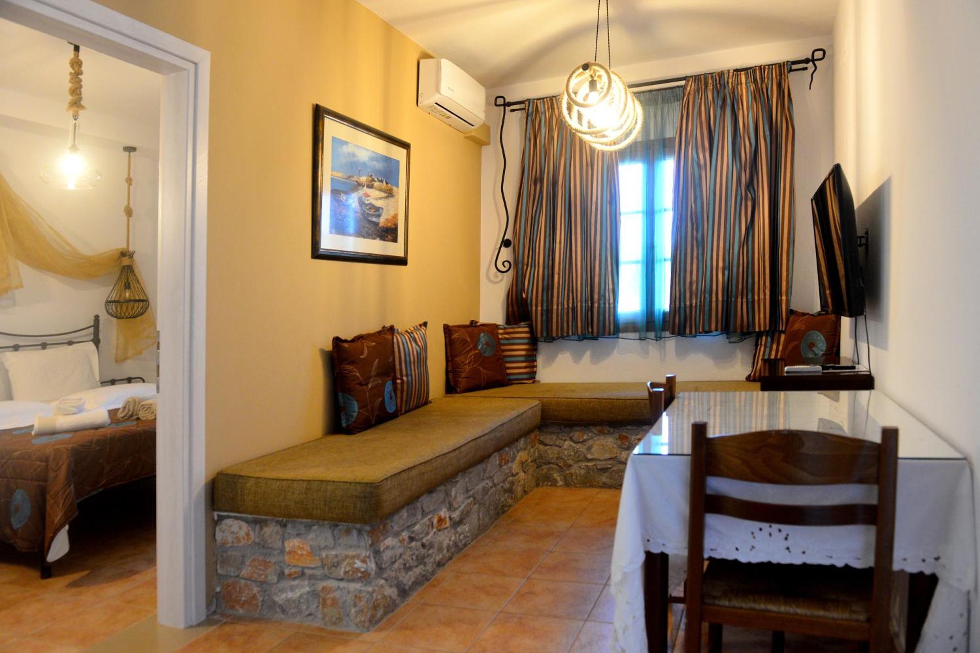 Skiathos Island Aparthotel Troulos