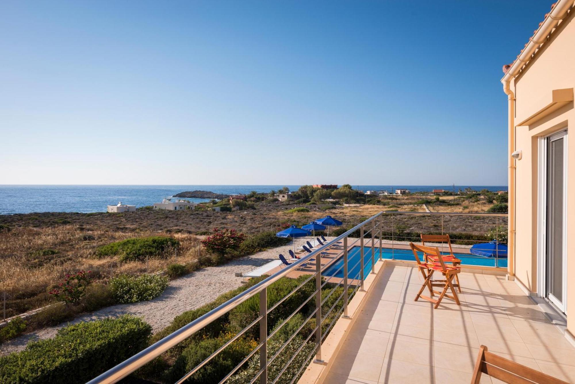 Cretan View * Stavros (Crete)