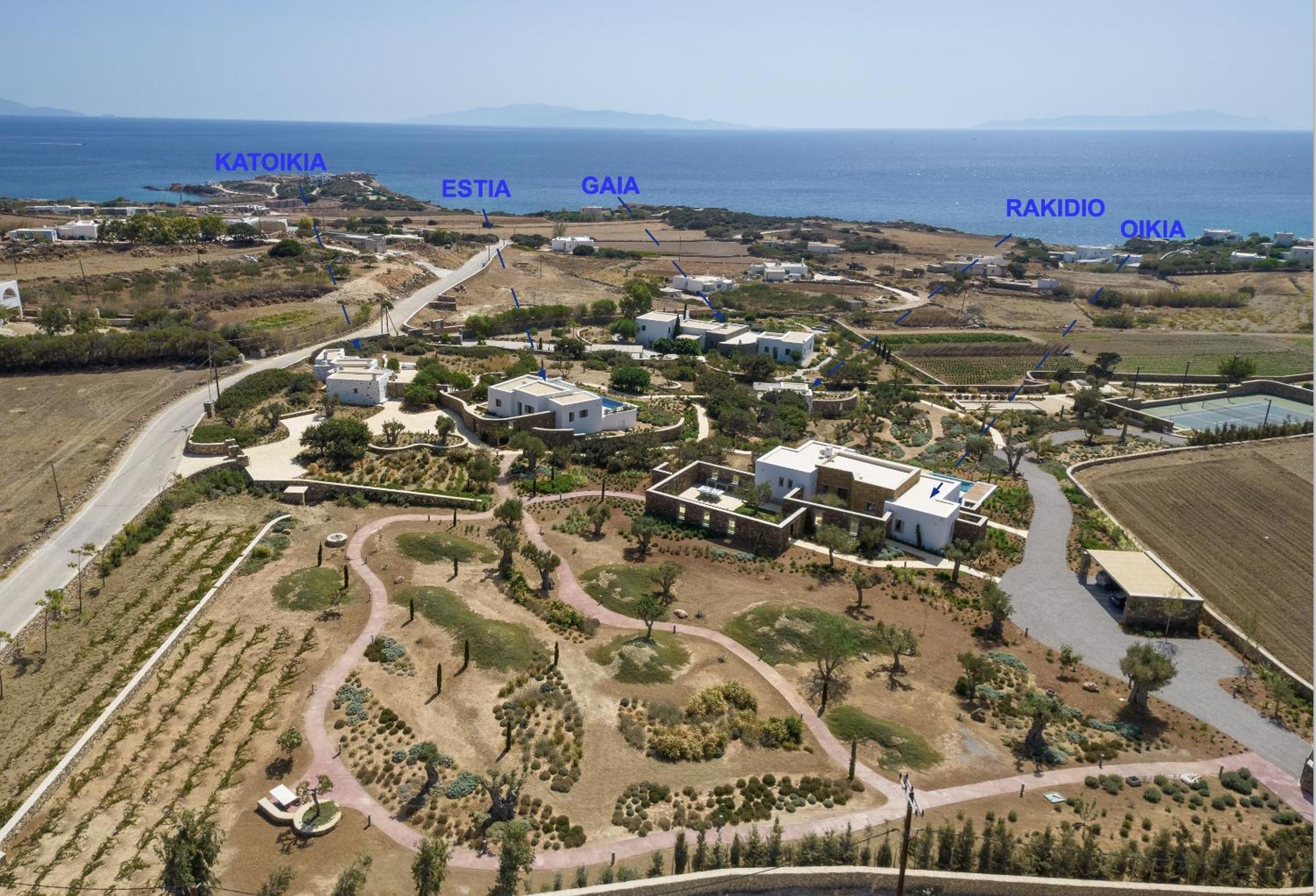 Eleonas Estate - With Partially Private Pools & Professional Tennis Court * Parikia (Paros)