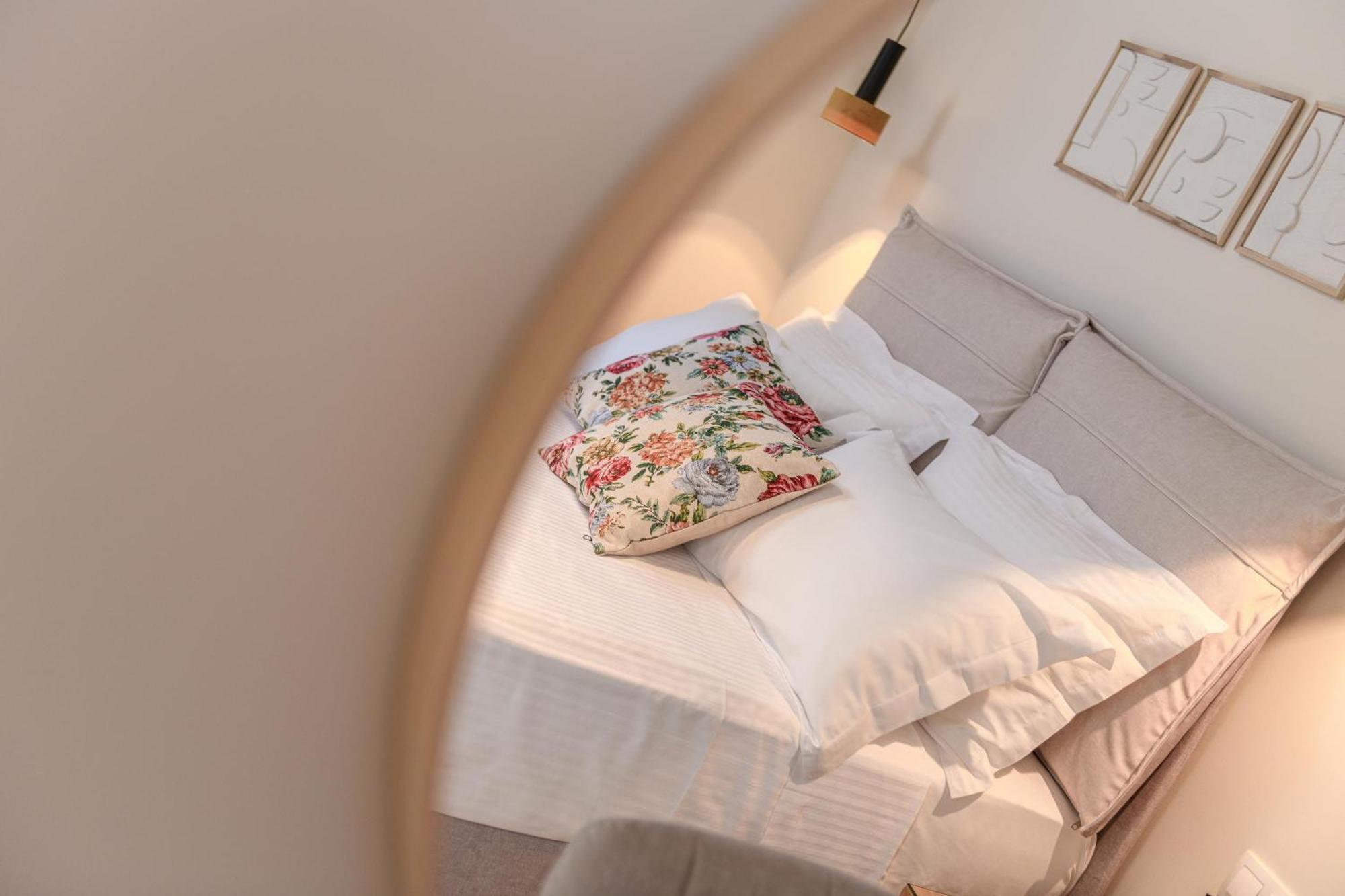 Enavlion Luxury Domes Apartment