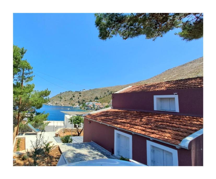 Kochili. Villa Symi