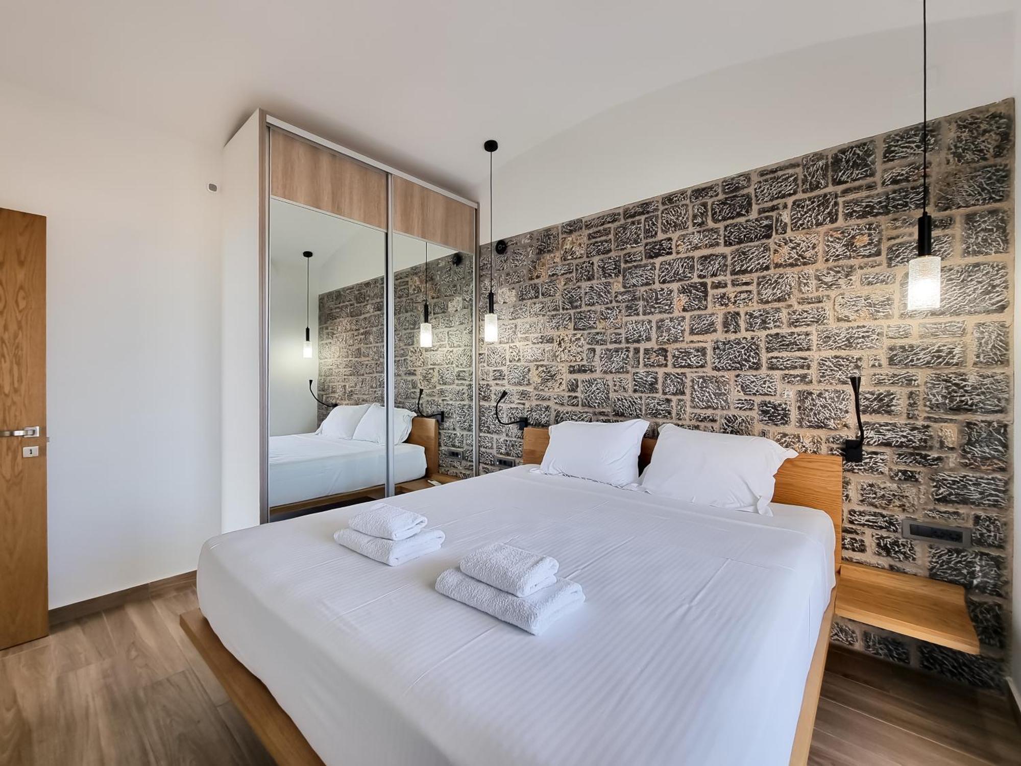 Xenia Luxury Chios * Chios Town