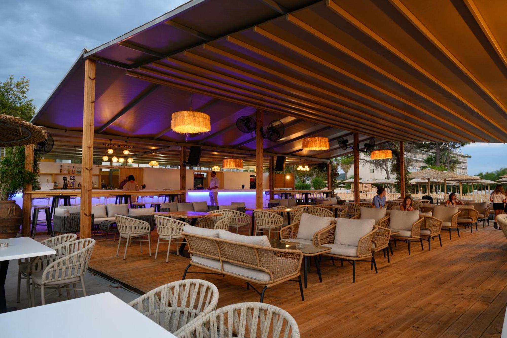 Hotel Ninos Grand