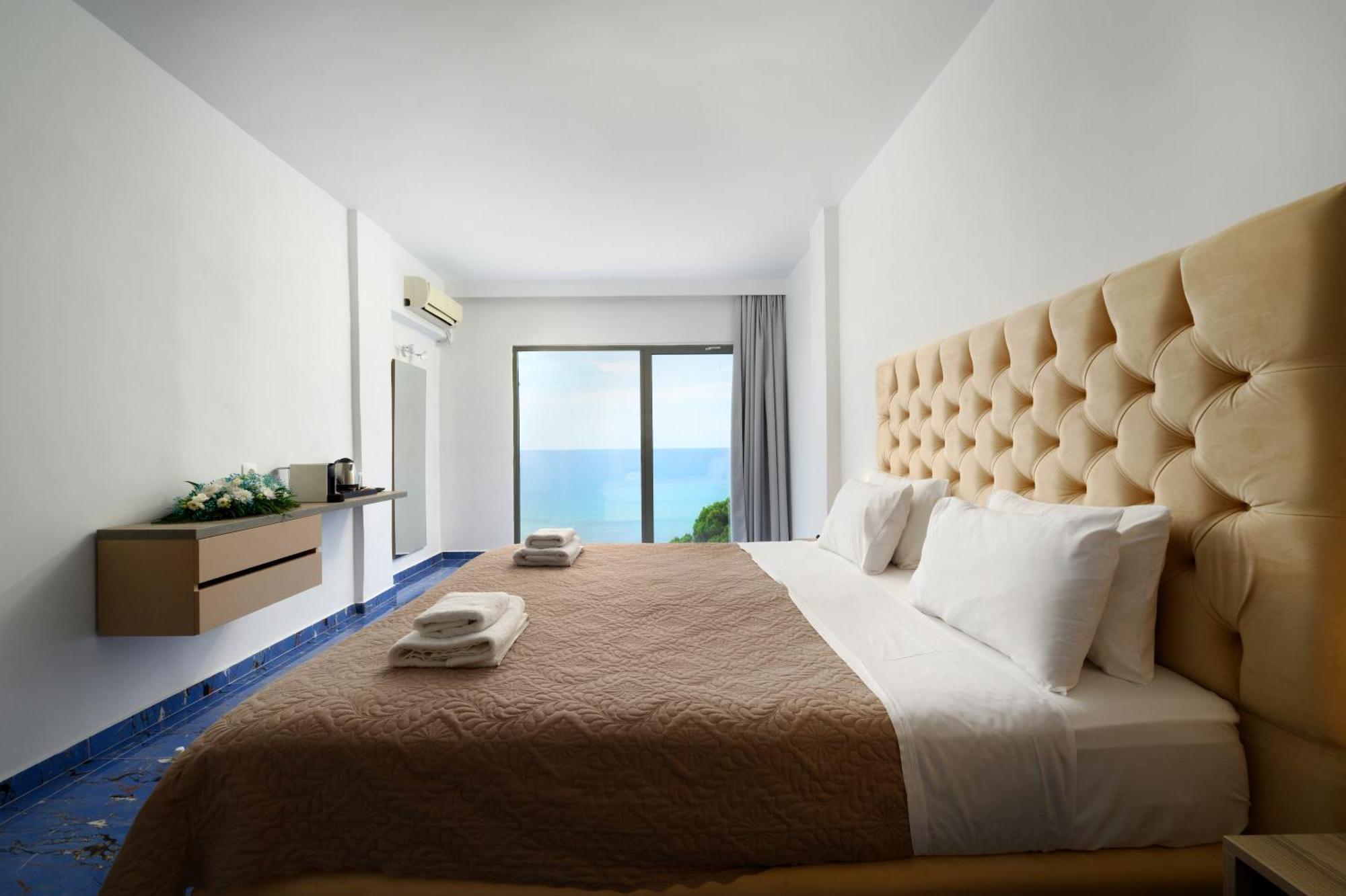 Hotel Ninos Grand Kastrosikia