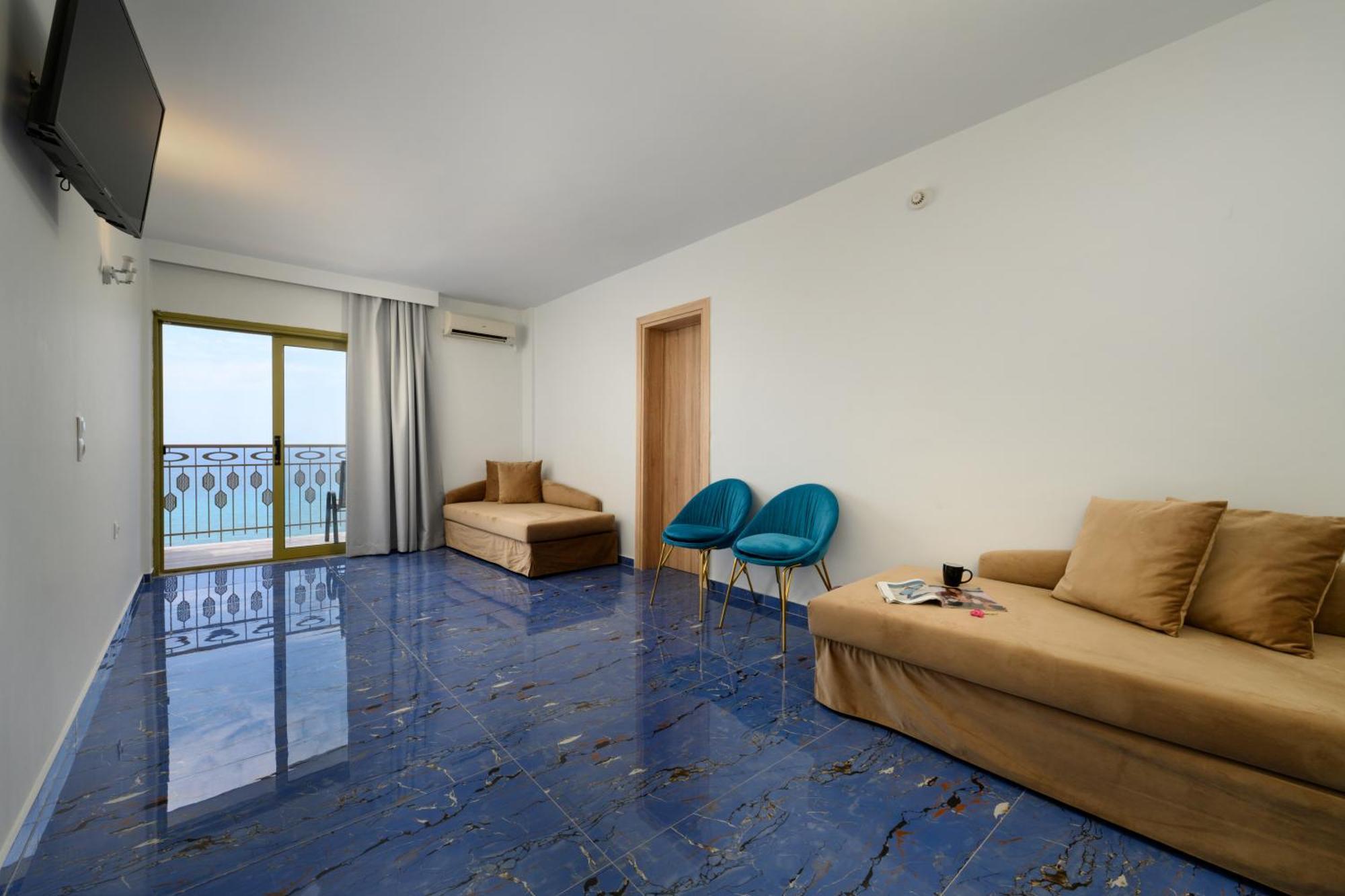Hotel Ninos Grand 4*