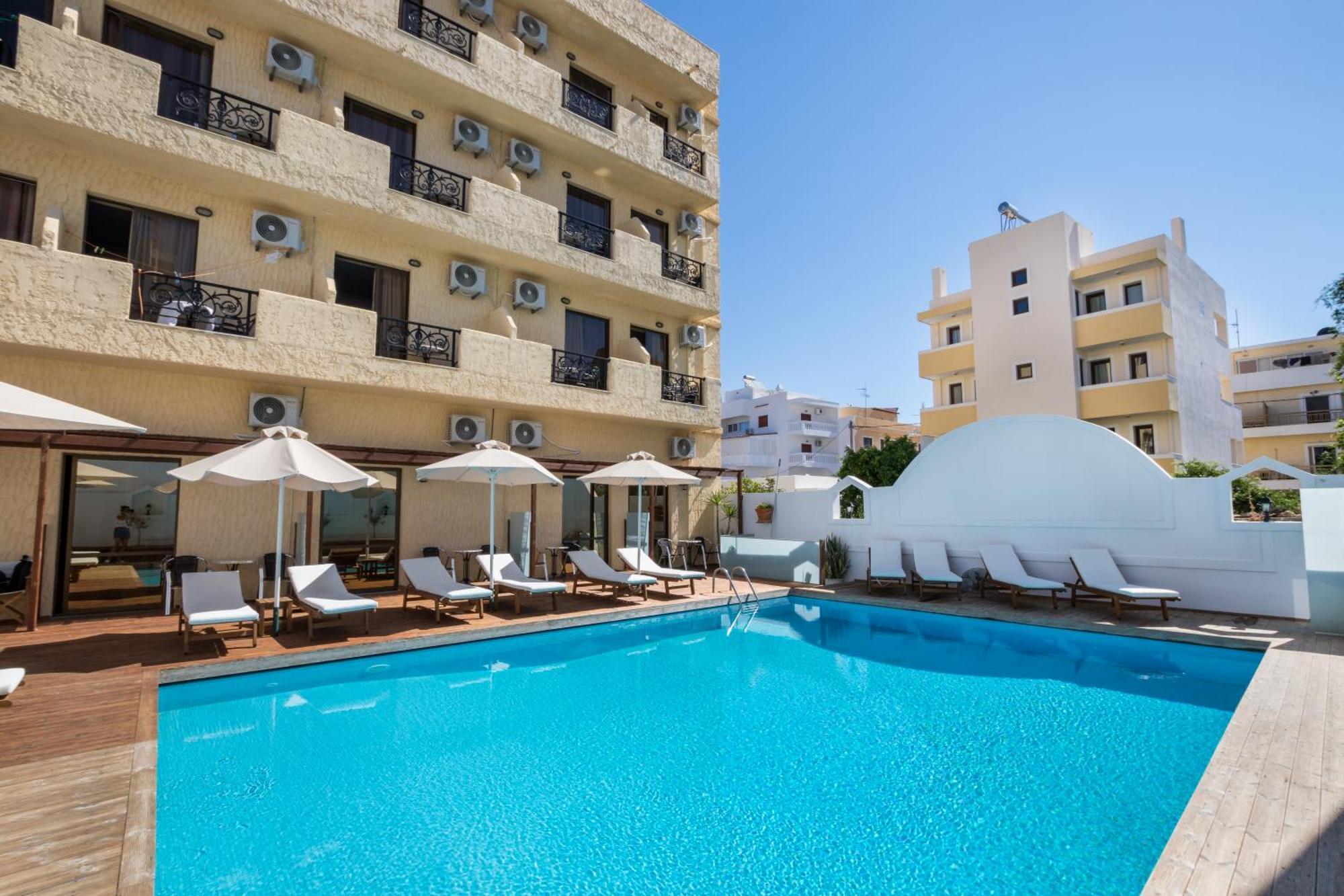 Atlantis Hotel 2*