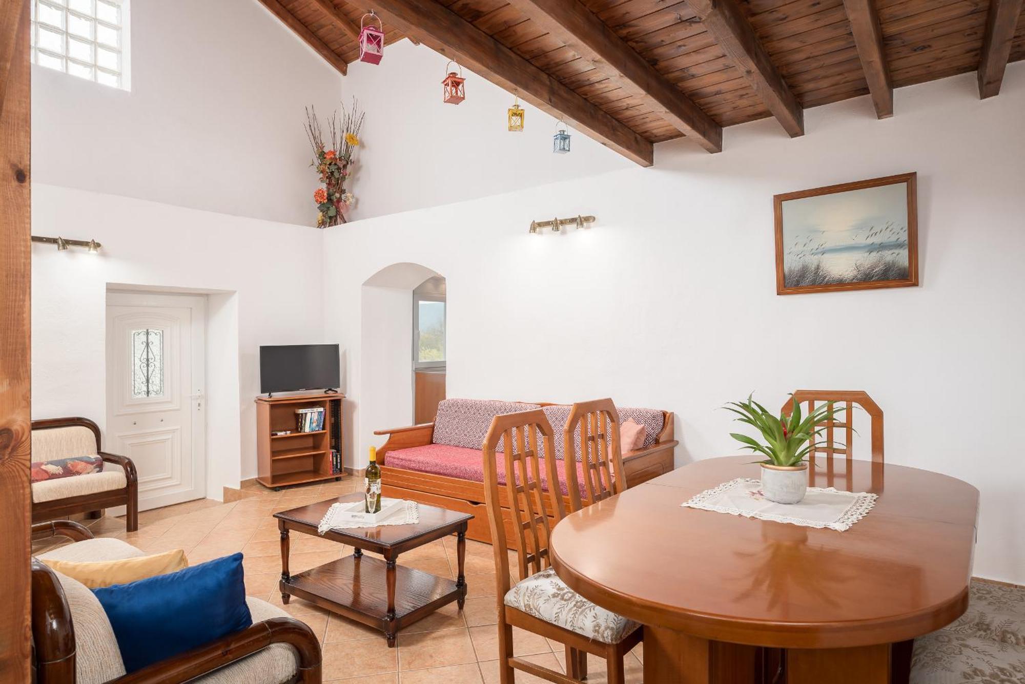Ether Apartment *