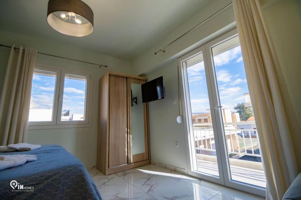 'ariadni' Elegant Athens