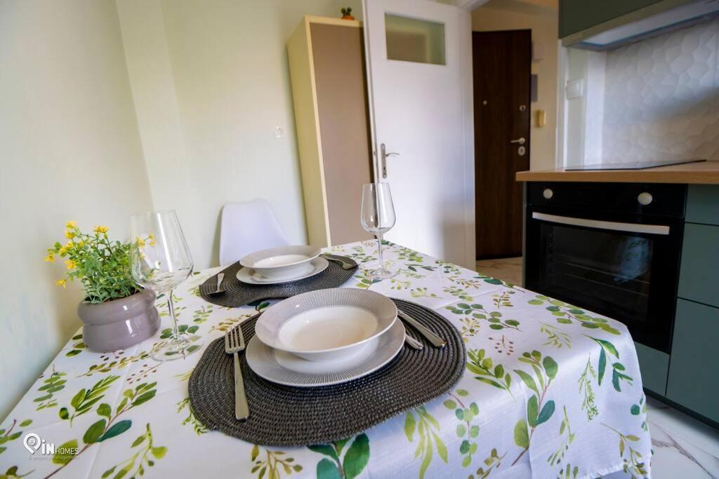 'ariadni' Elegant Apartment