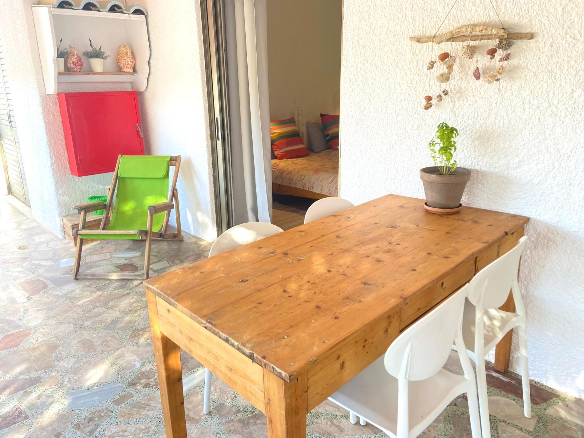 The Beachhouse Vagia (Aegina)