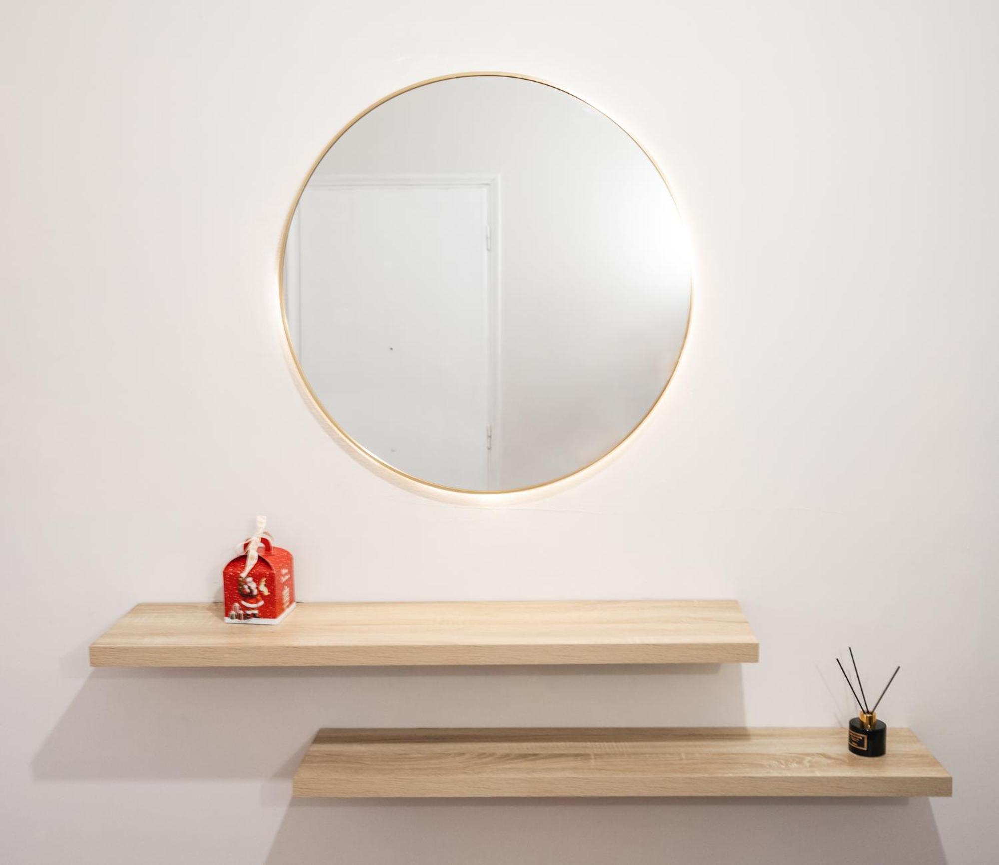 105 Sq.m. Near Center Apartment *