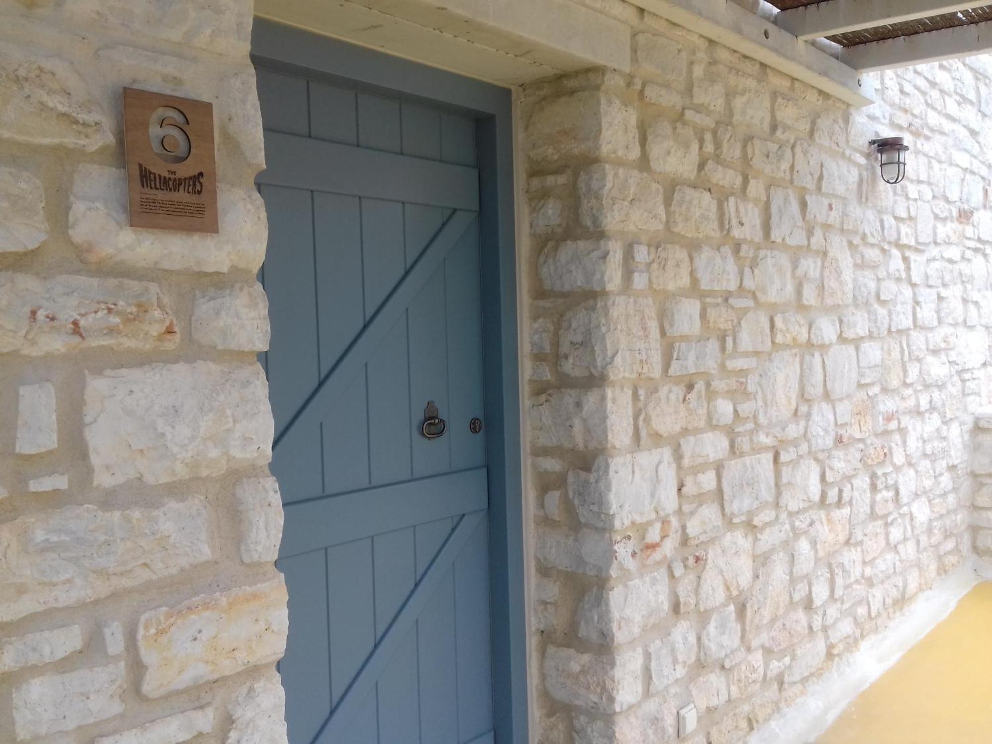 Aparthotel Nomads House Logaras