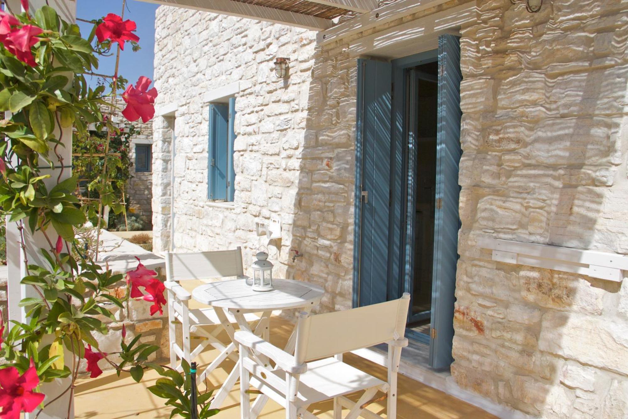 Nomads House * Logaras