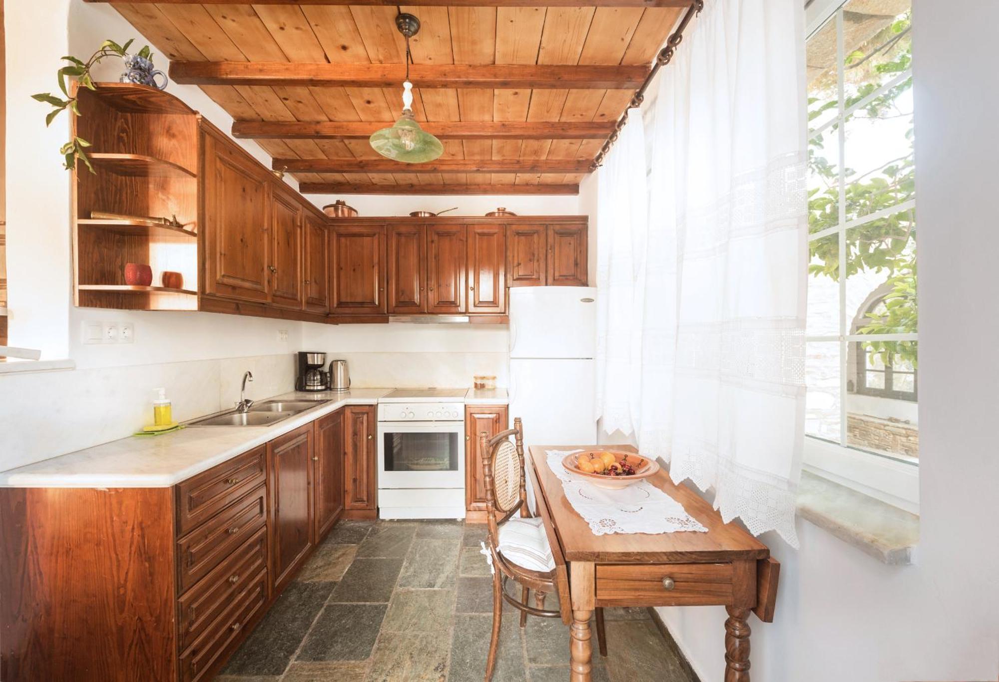 Holiday home Romano Garden House - Land Tales Agios Romanos