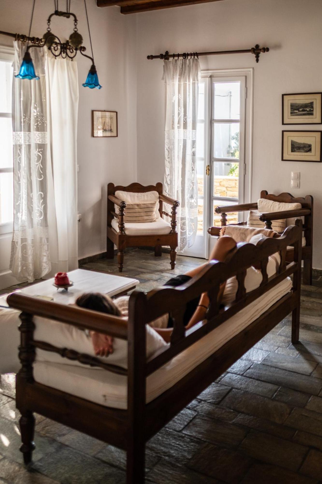 Romano Garden House - Land Tales Agios Romanos