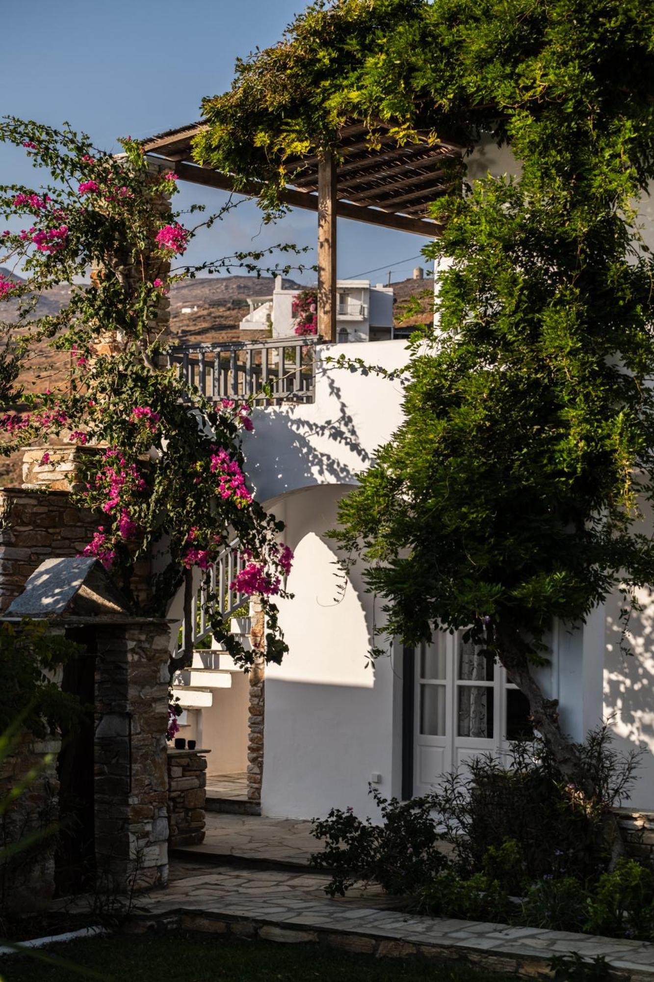 Romano Garden House - Land Tales Agios Romanos