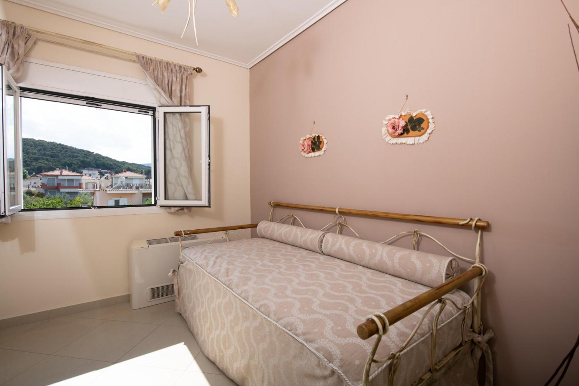 Nereides Luxury Kato Almiri