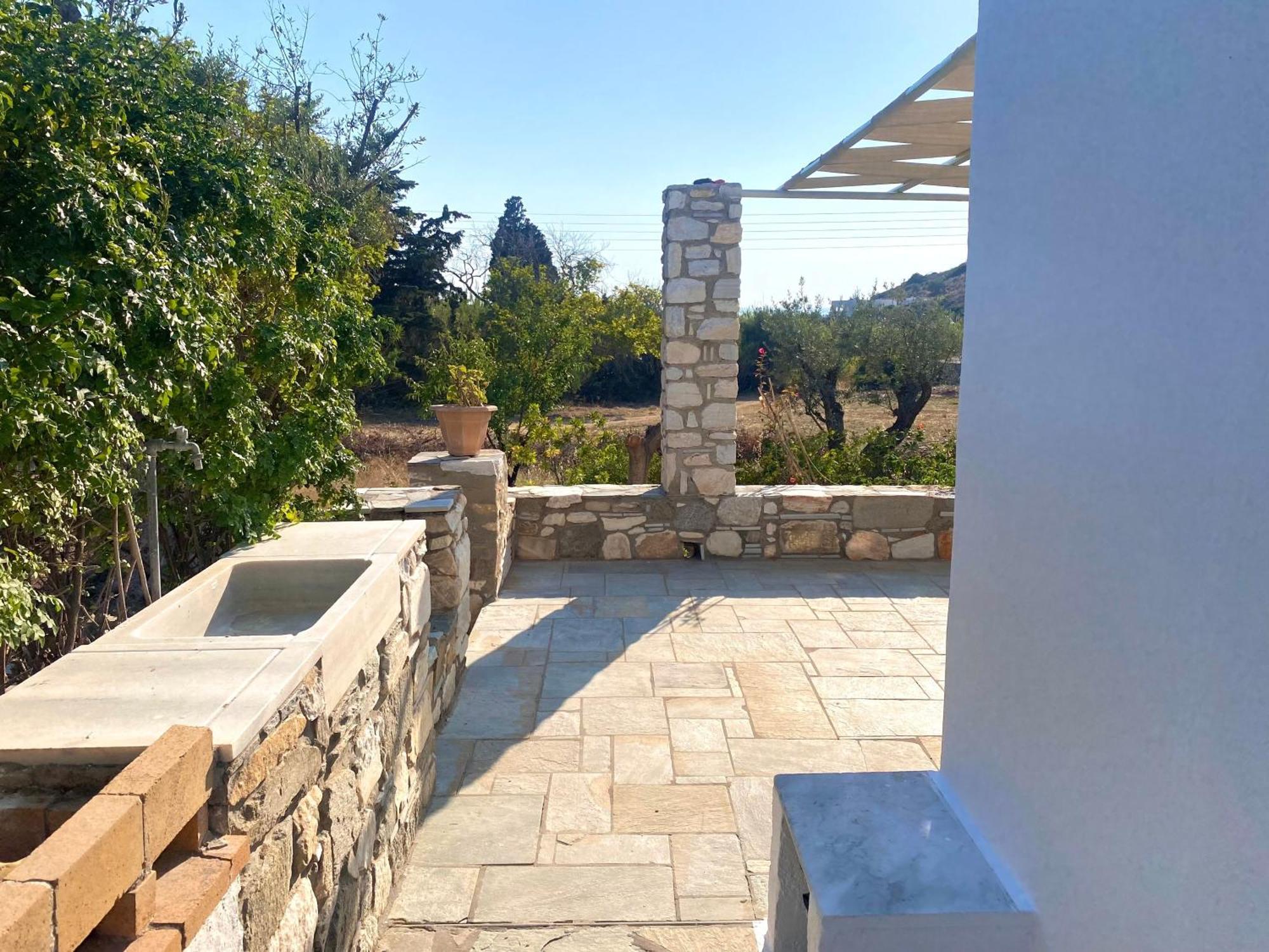 Elitas Lodge: Cosy Cycladic Outside Paroikia Holiday home