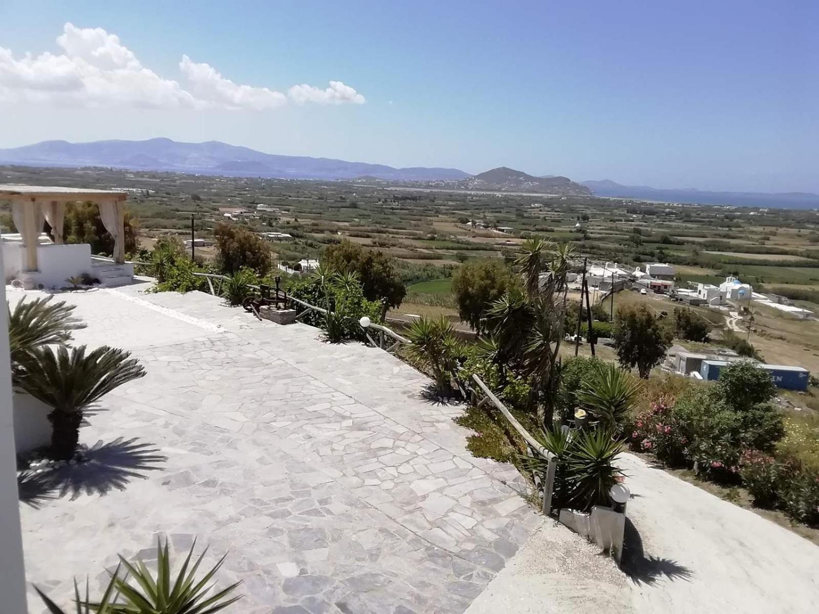 Janakos View With Private Pool Apartment