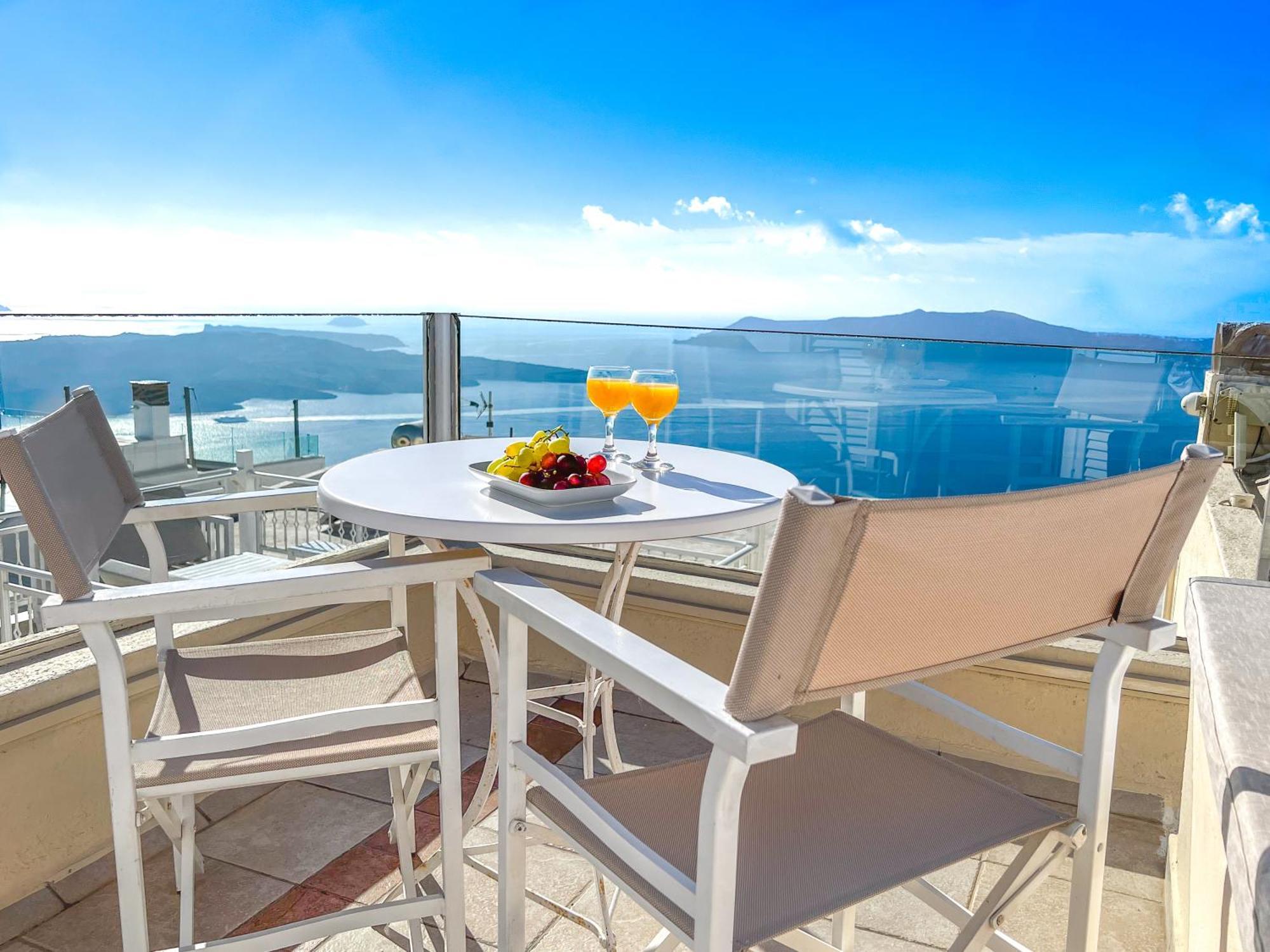 Aparthotel Reverie Santorini 3*
