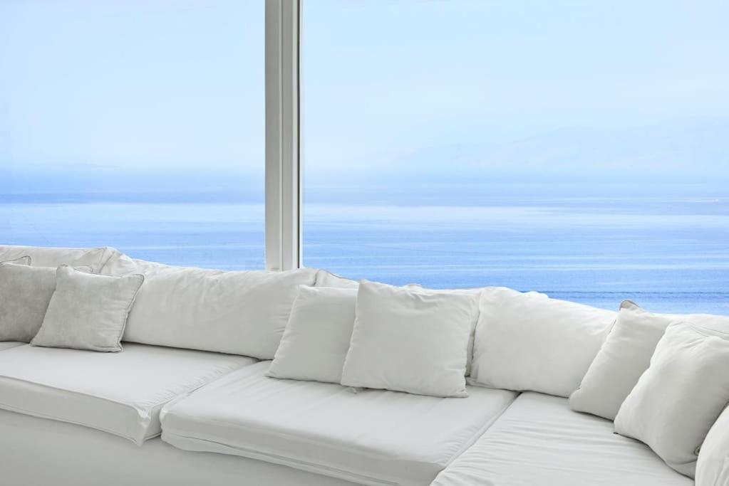 Spectacular Sunset Pool By Calypso Sunset Villa Mykonos Town