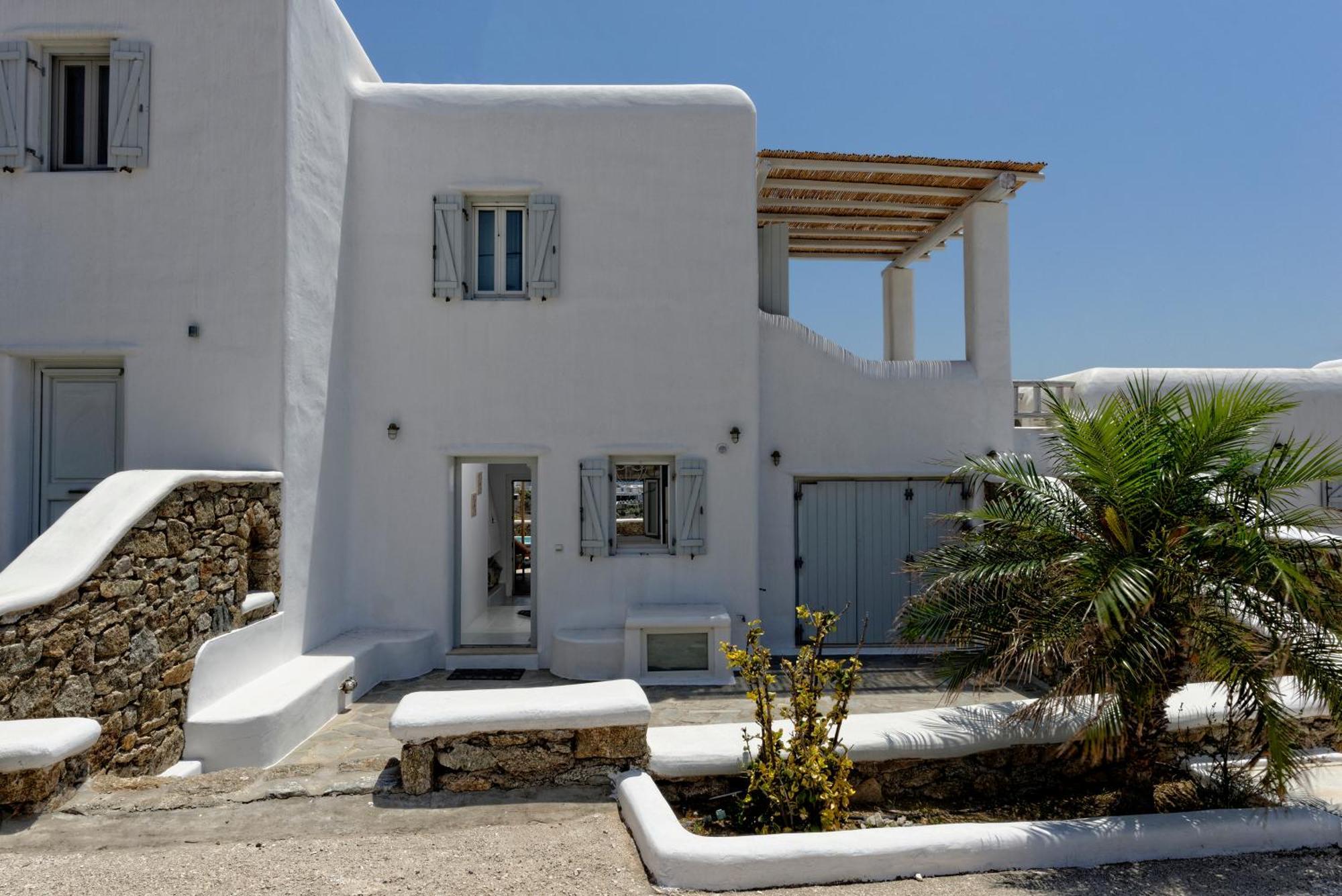 Lucia Area Kalafatis