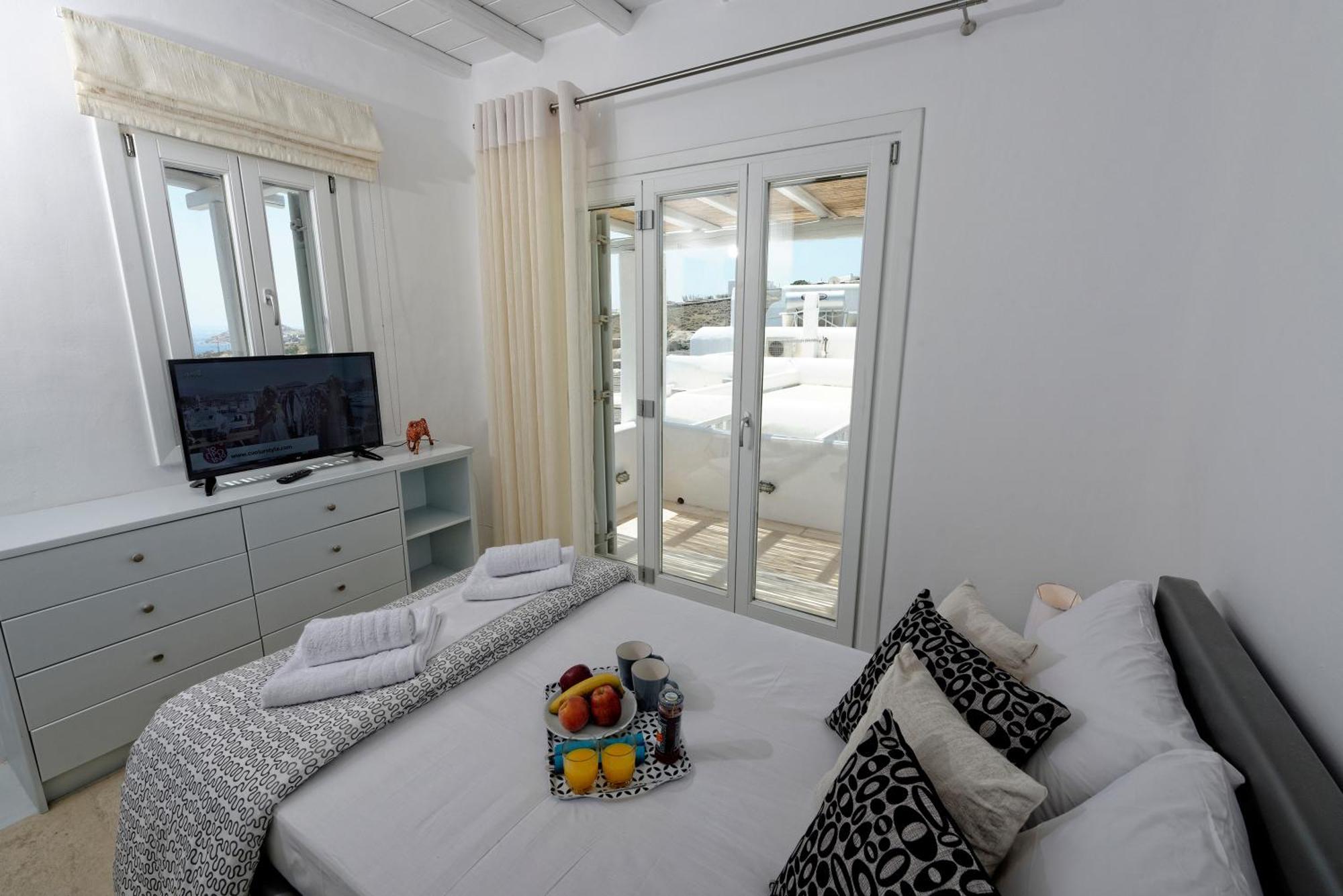 Lucia Area Villa