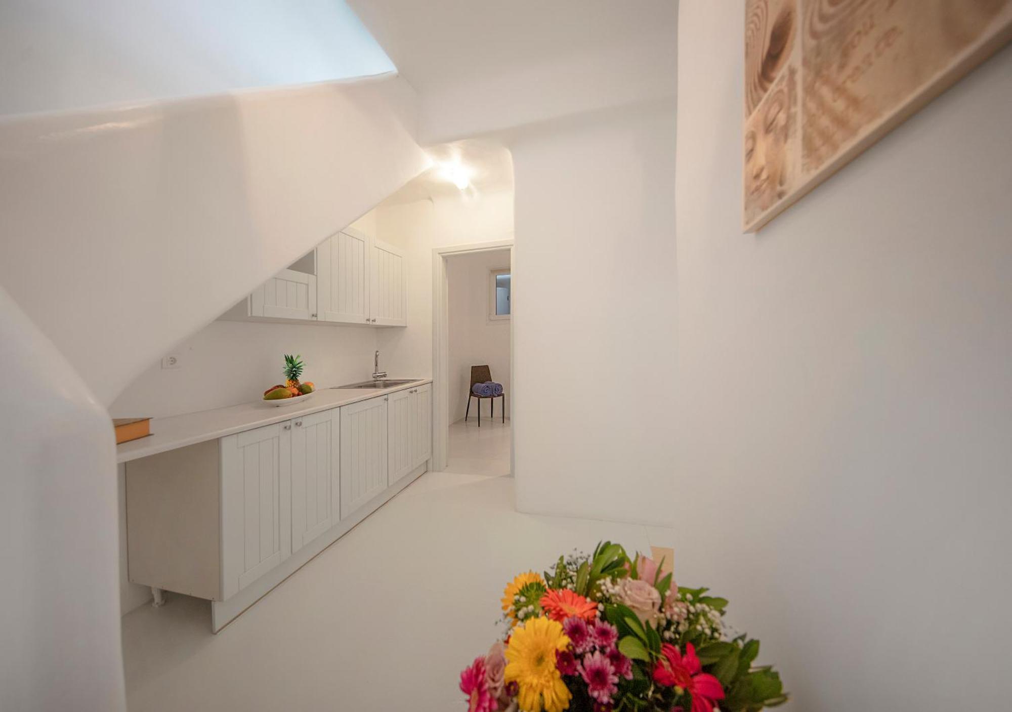 Villa Lucia Area *
