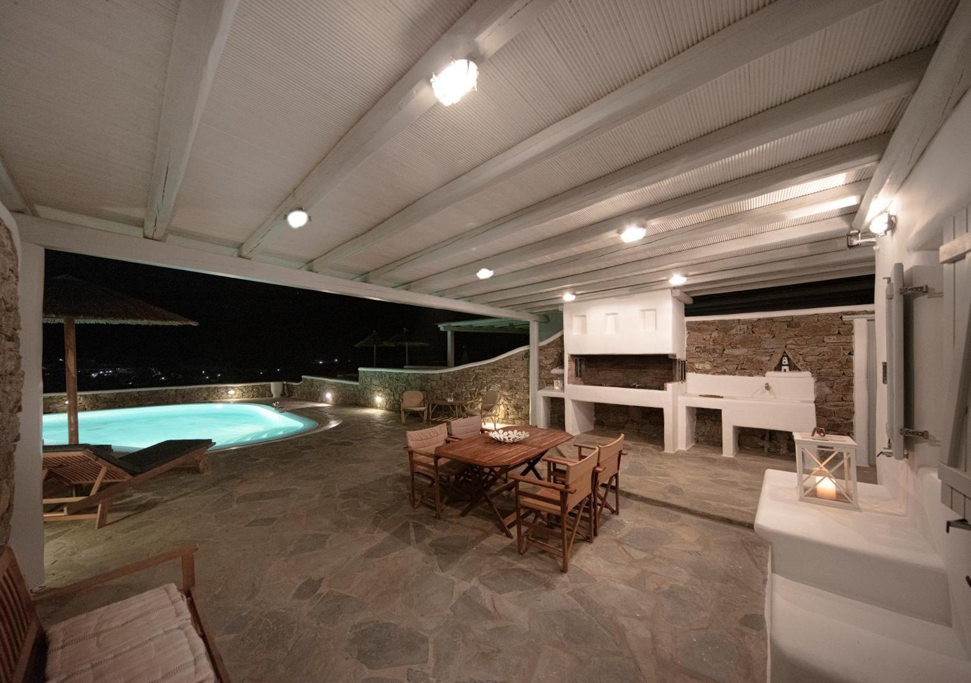 Villa Lucia Area