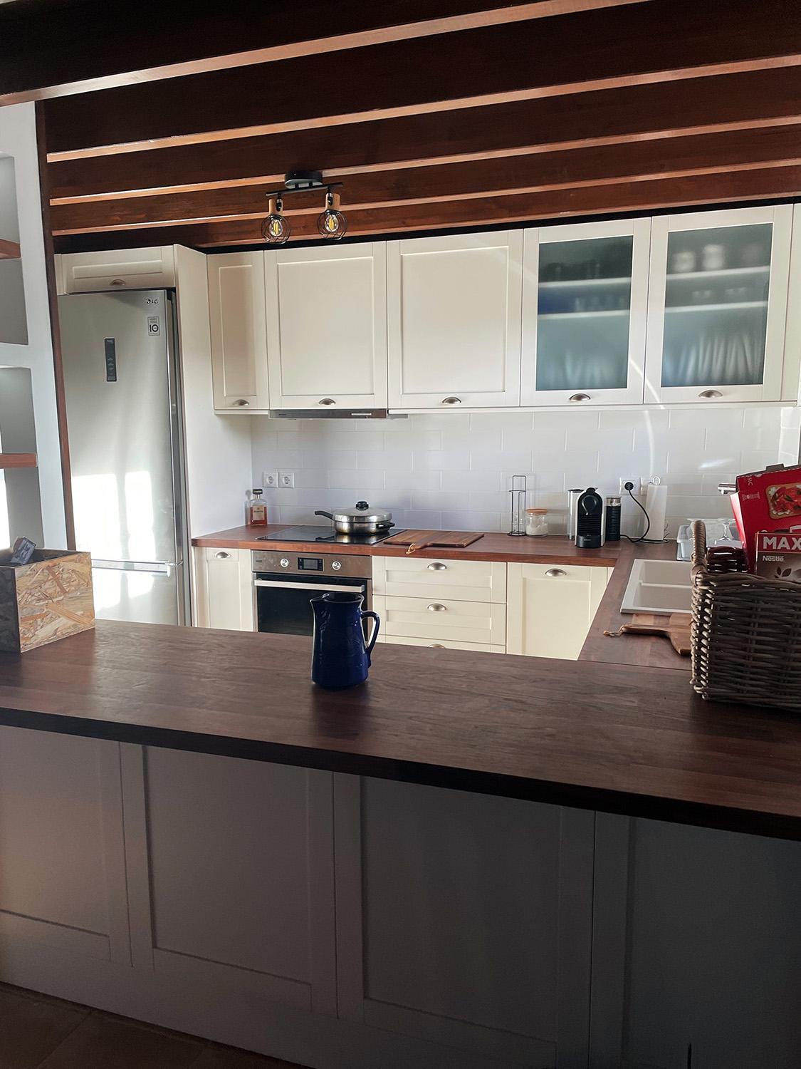 Thea Holiday home